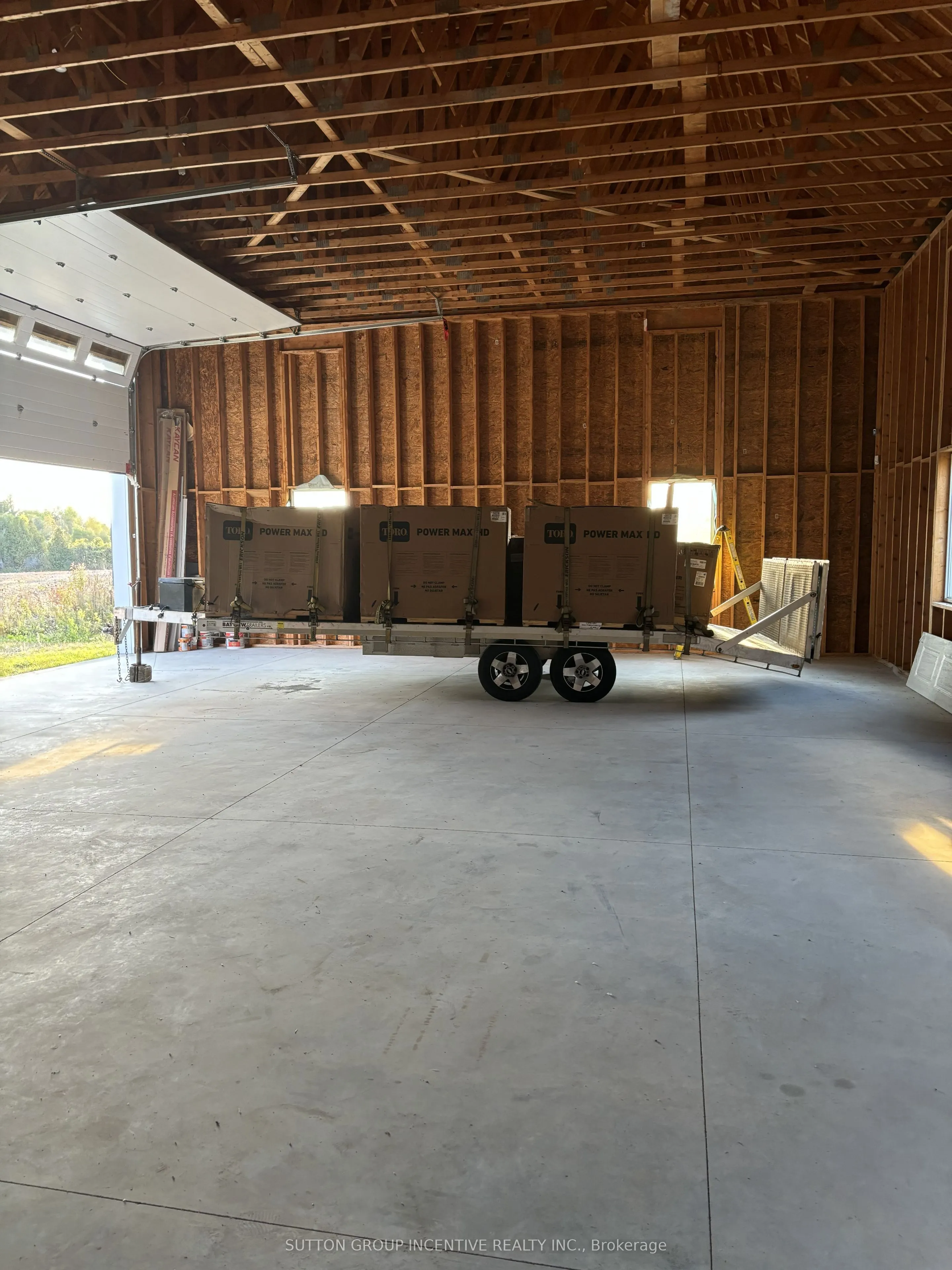 209 15/16 Sideroad E