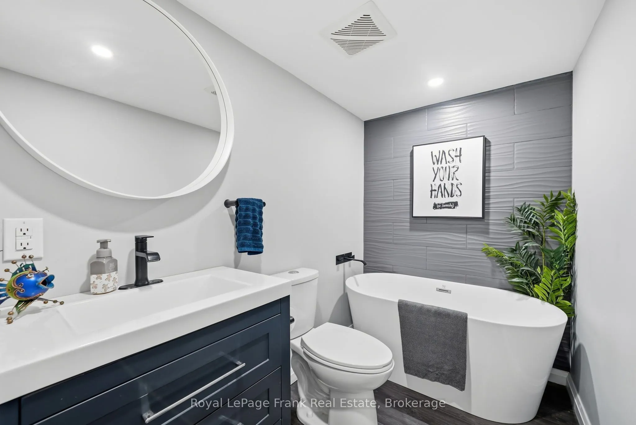31 Laguna Parkway #3