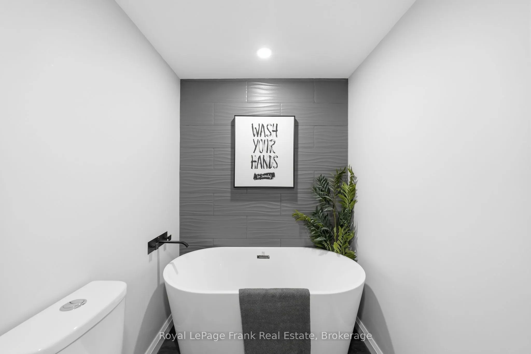 31 Laguna Parkway #3