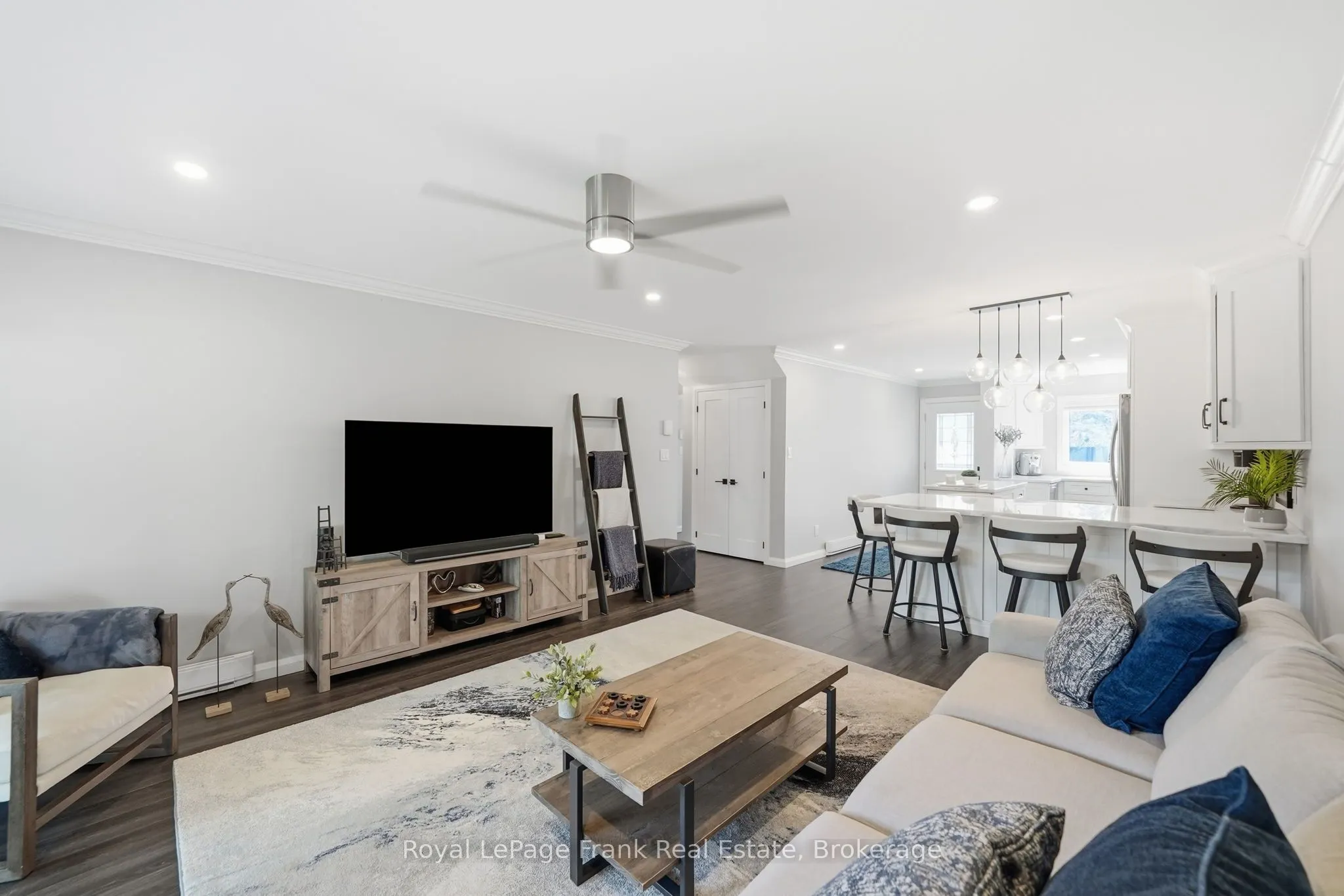 31 Laguna Parkway #3