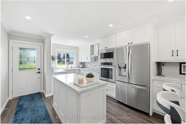 31 Laguna Parkway #3