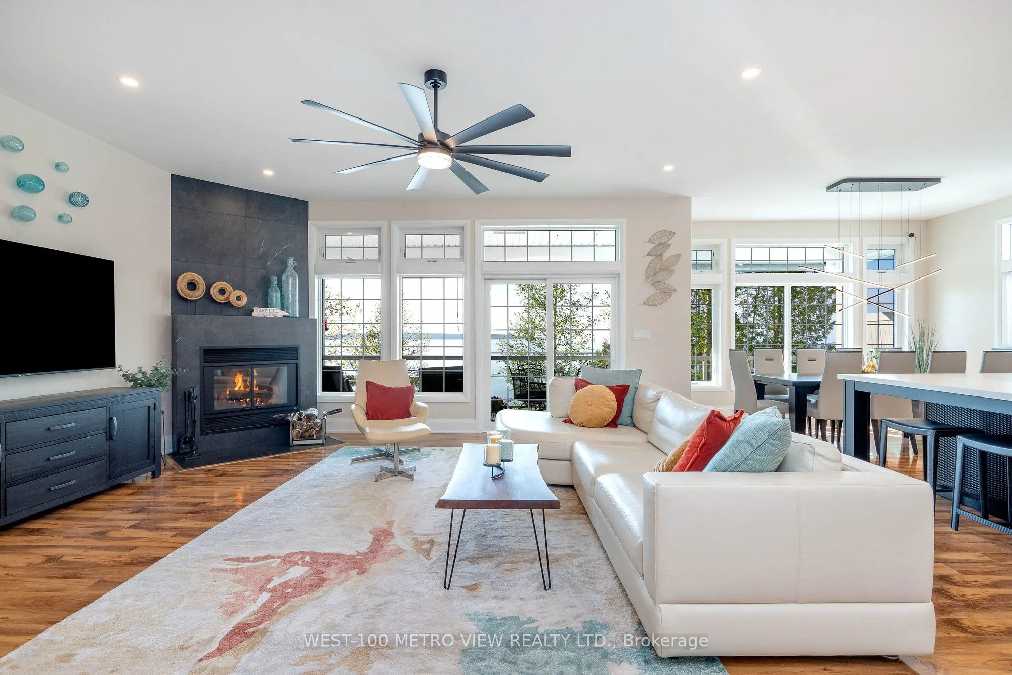 458 SILVER BIRCH Drive