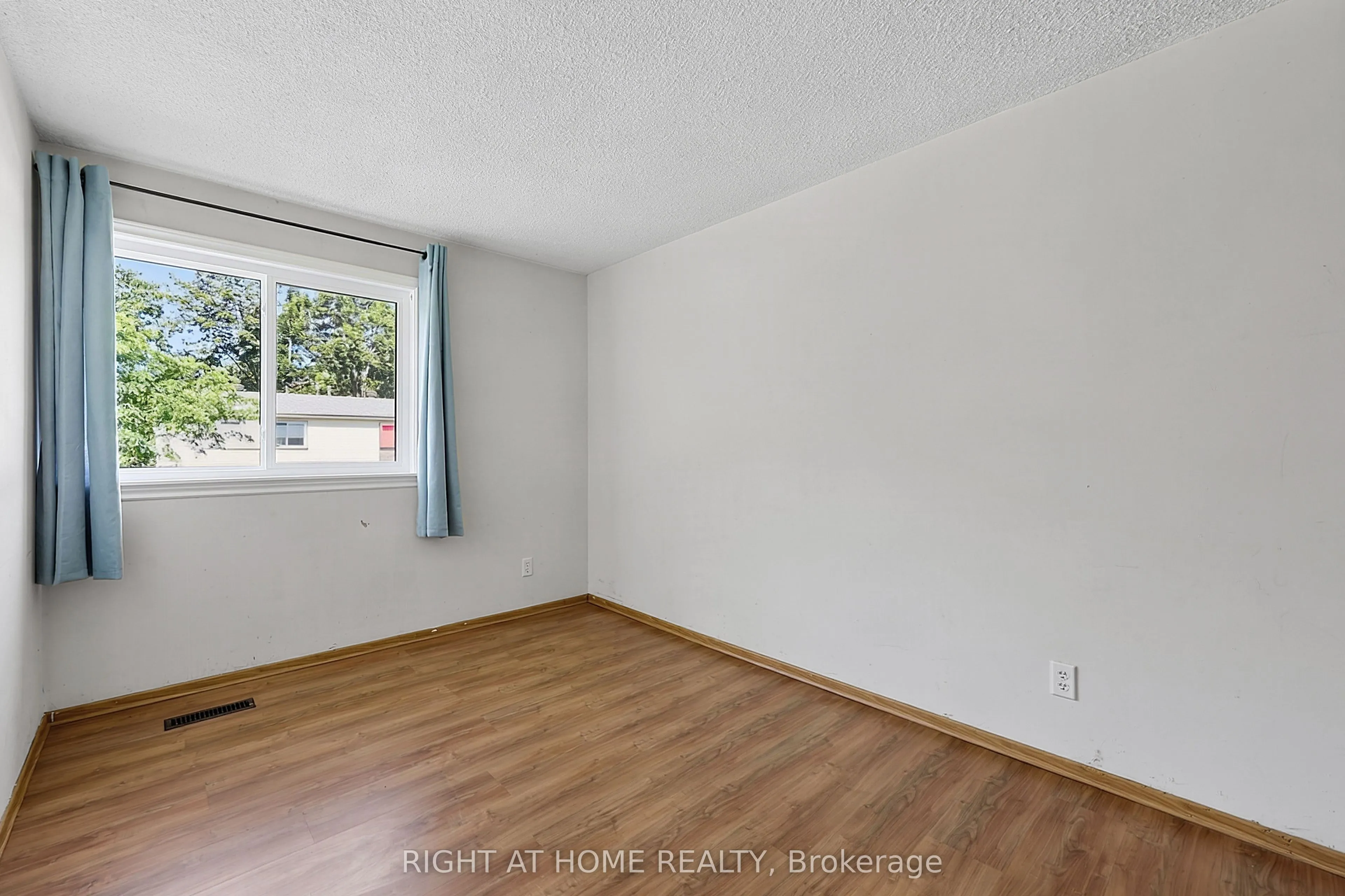 237 Steel Street #9