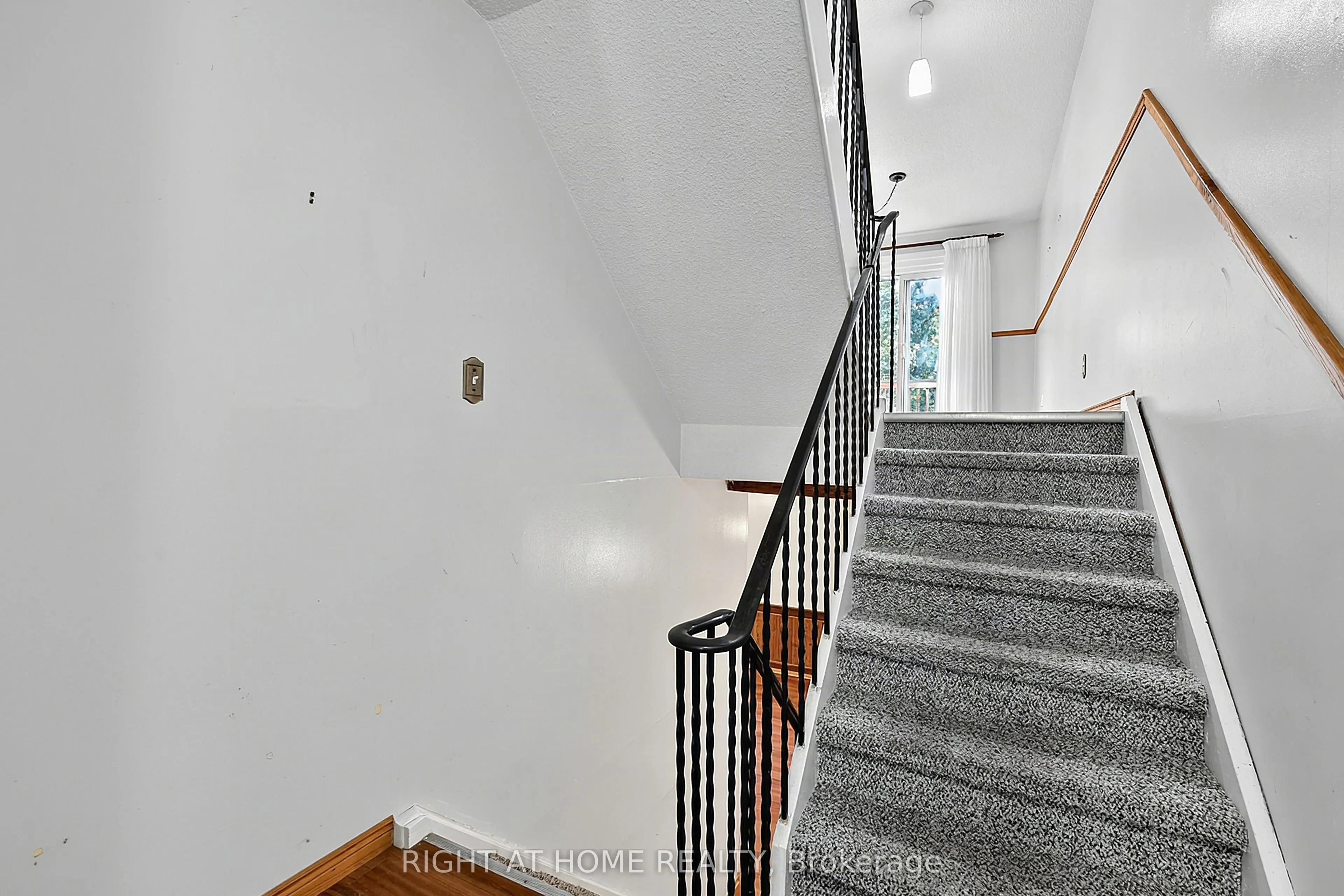 237 Steel Street #9