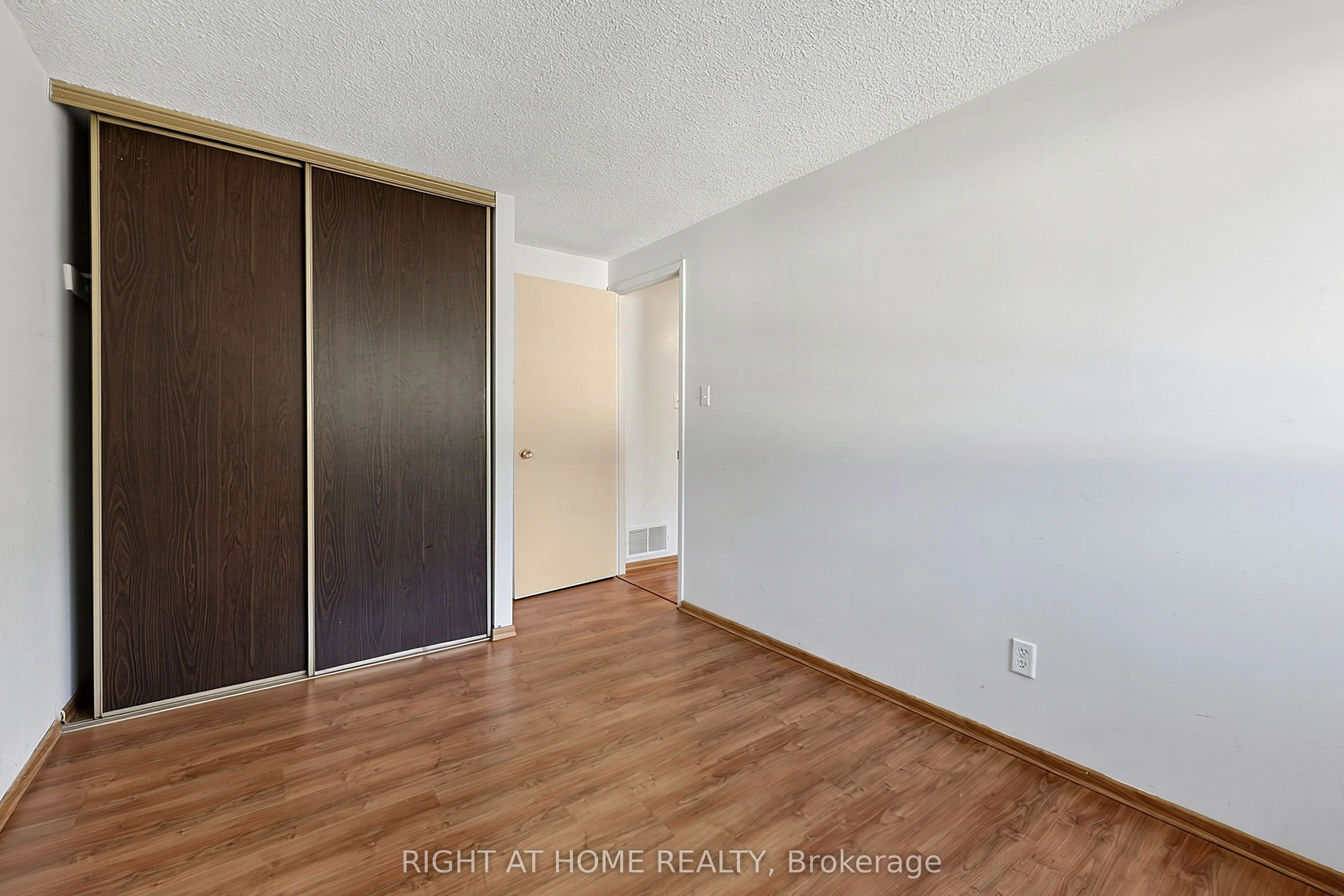 237 Steel Street #9