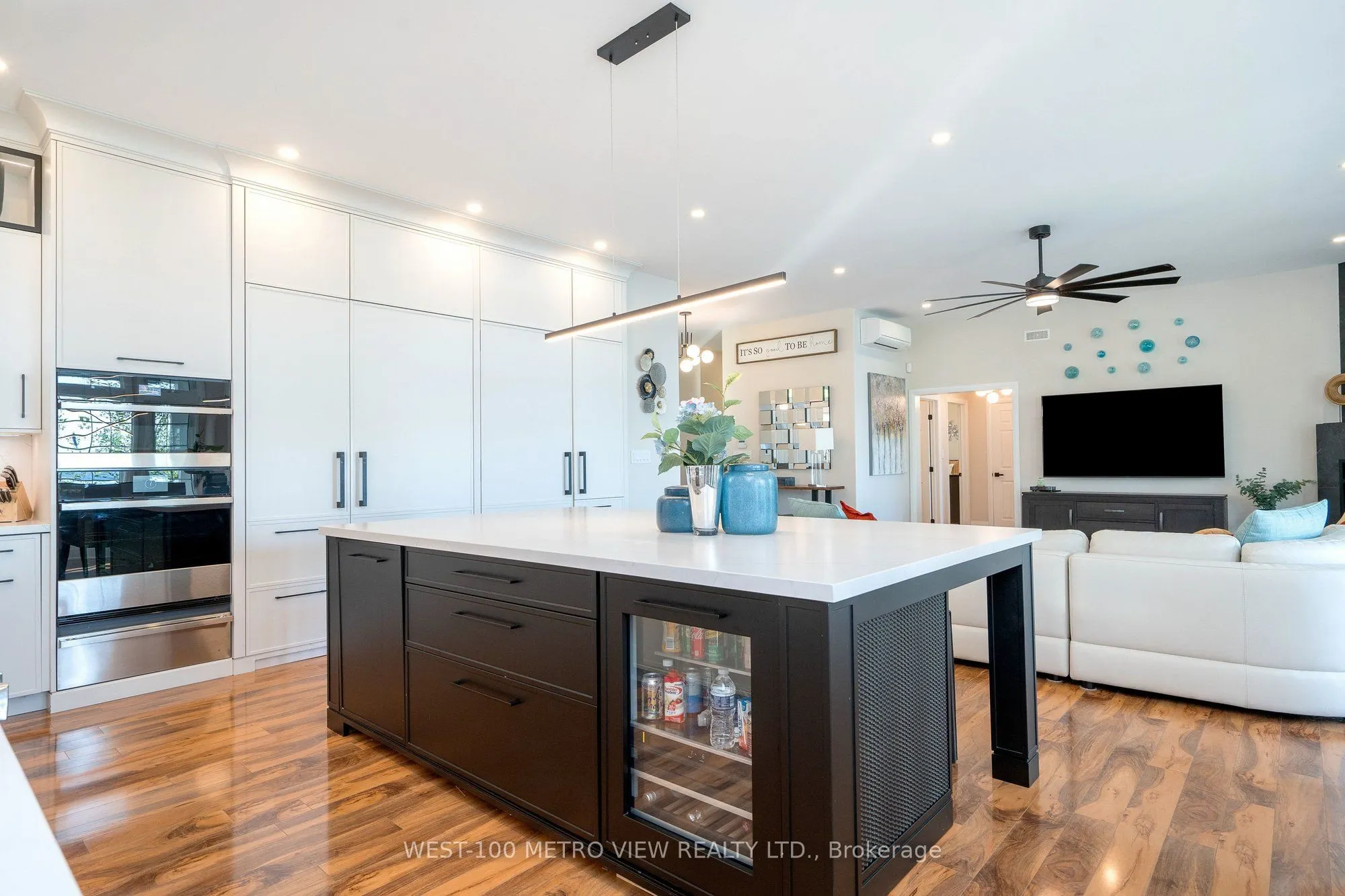 458 SILVER BIRCH Drive