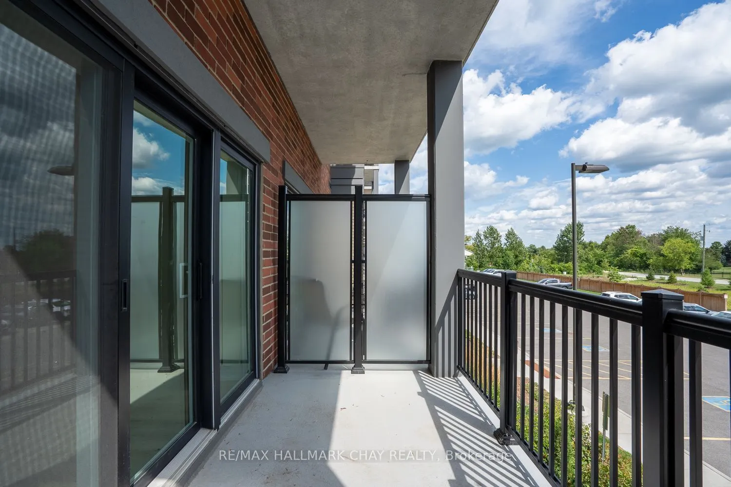 121 Mary Street #203