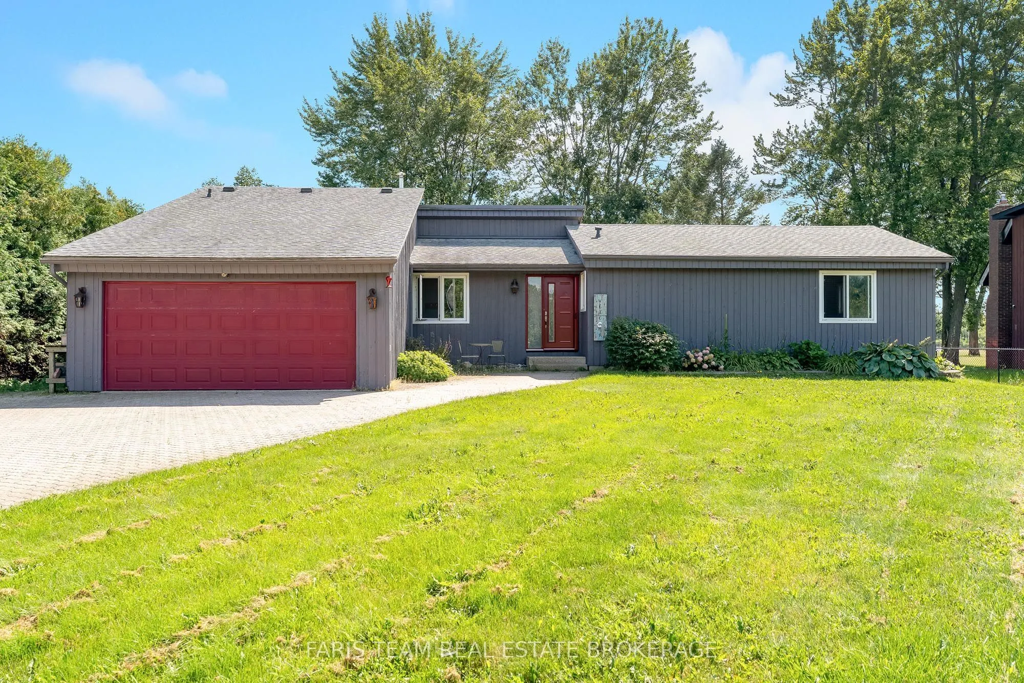3299 Shoreview Drive
