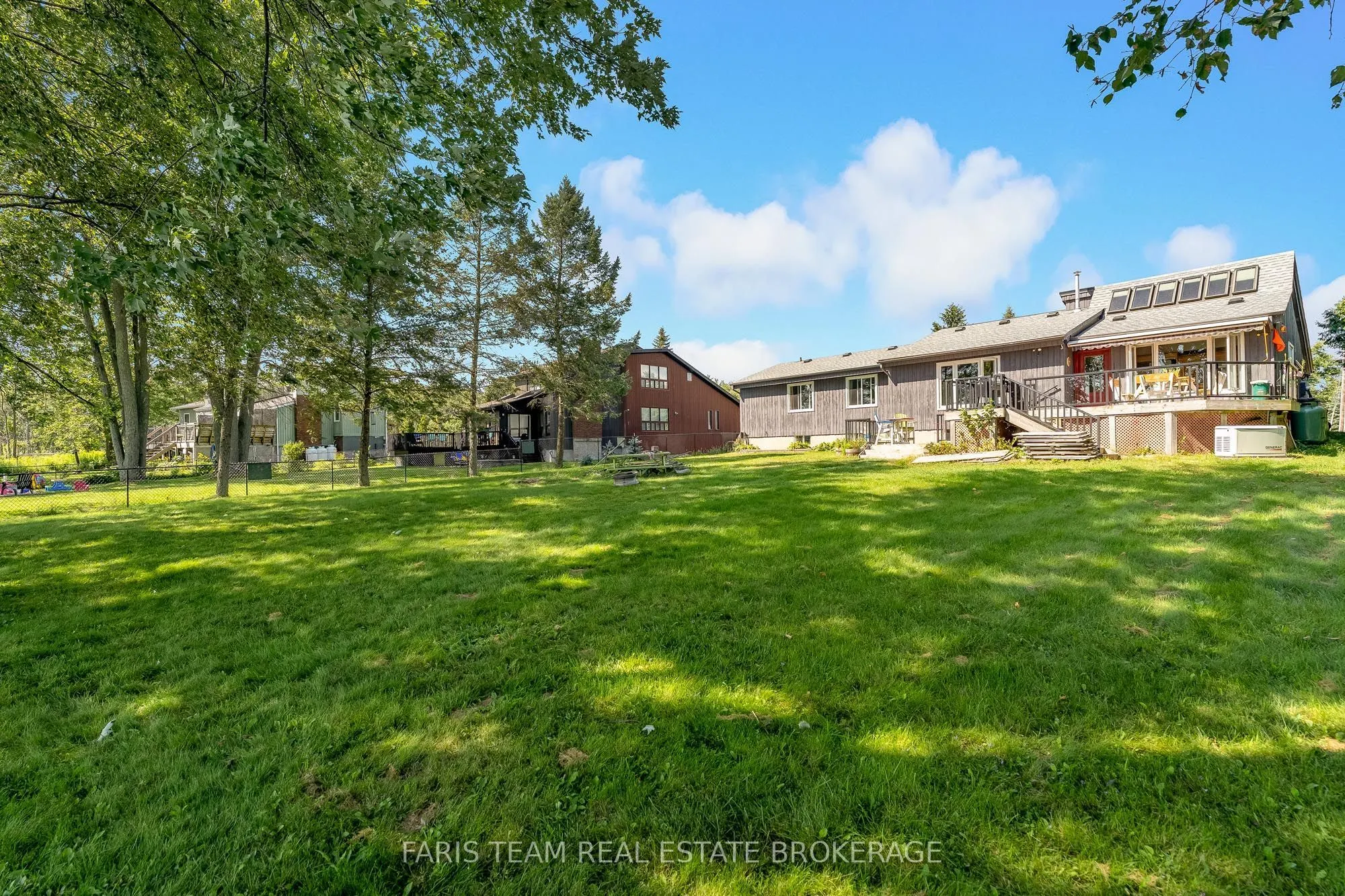 3299 Shoreview Drive