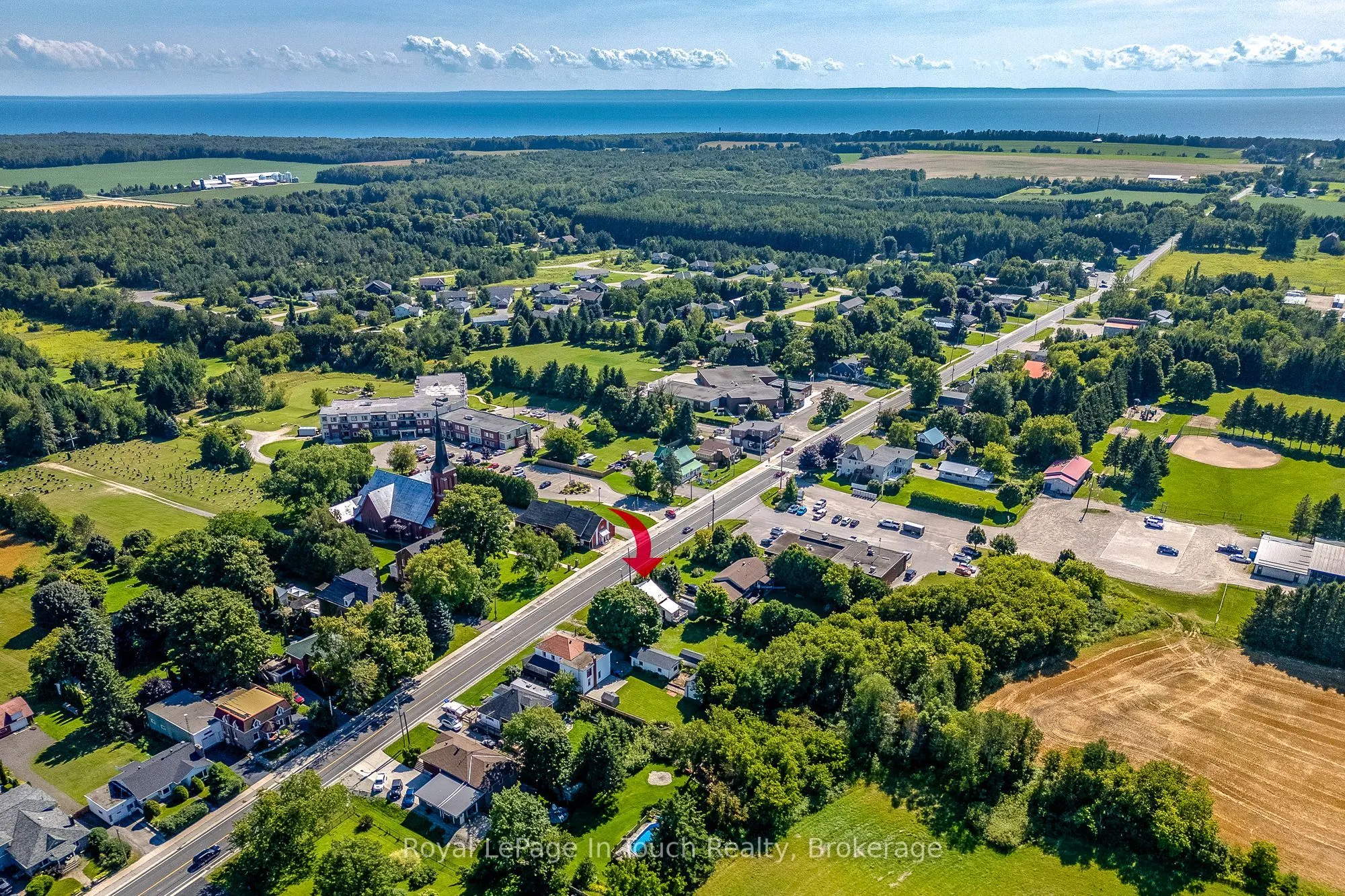 328 Lafontaine Road W