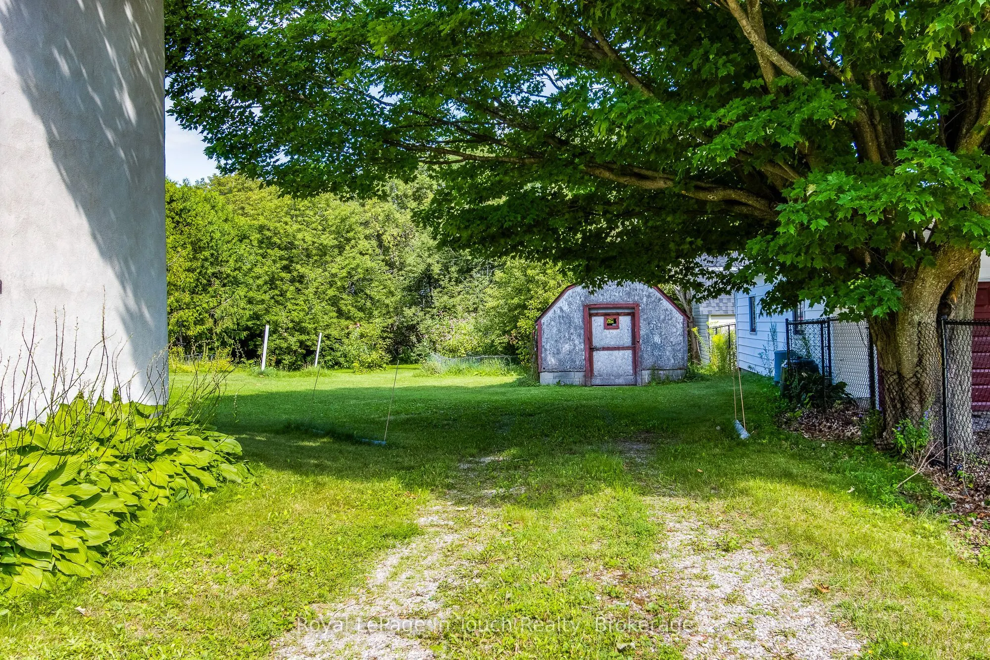328 Lafontaine Road W