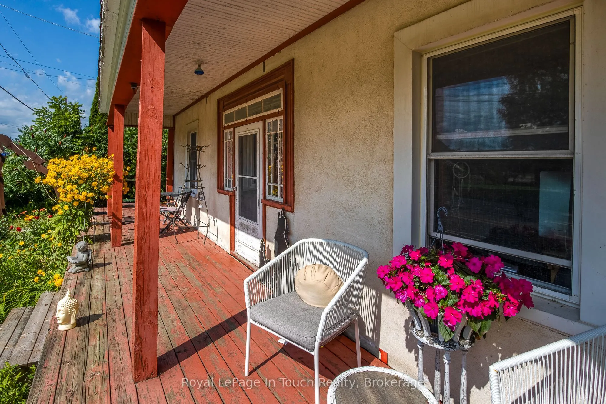 328 Lafontaine Road W