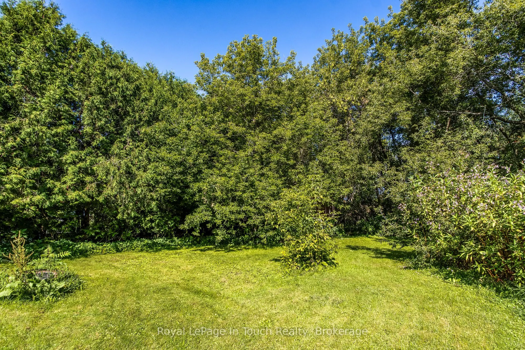 328 Lafontaine Road W
