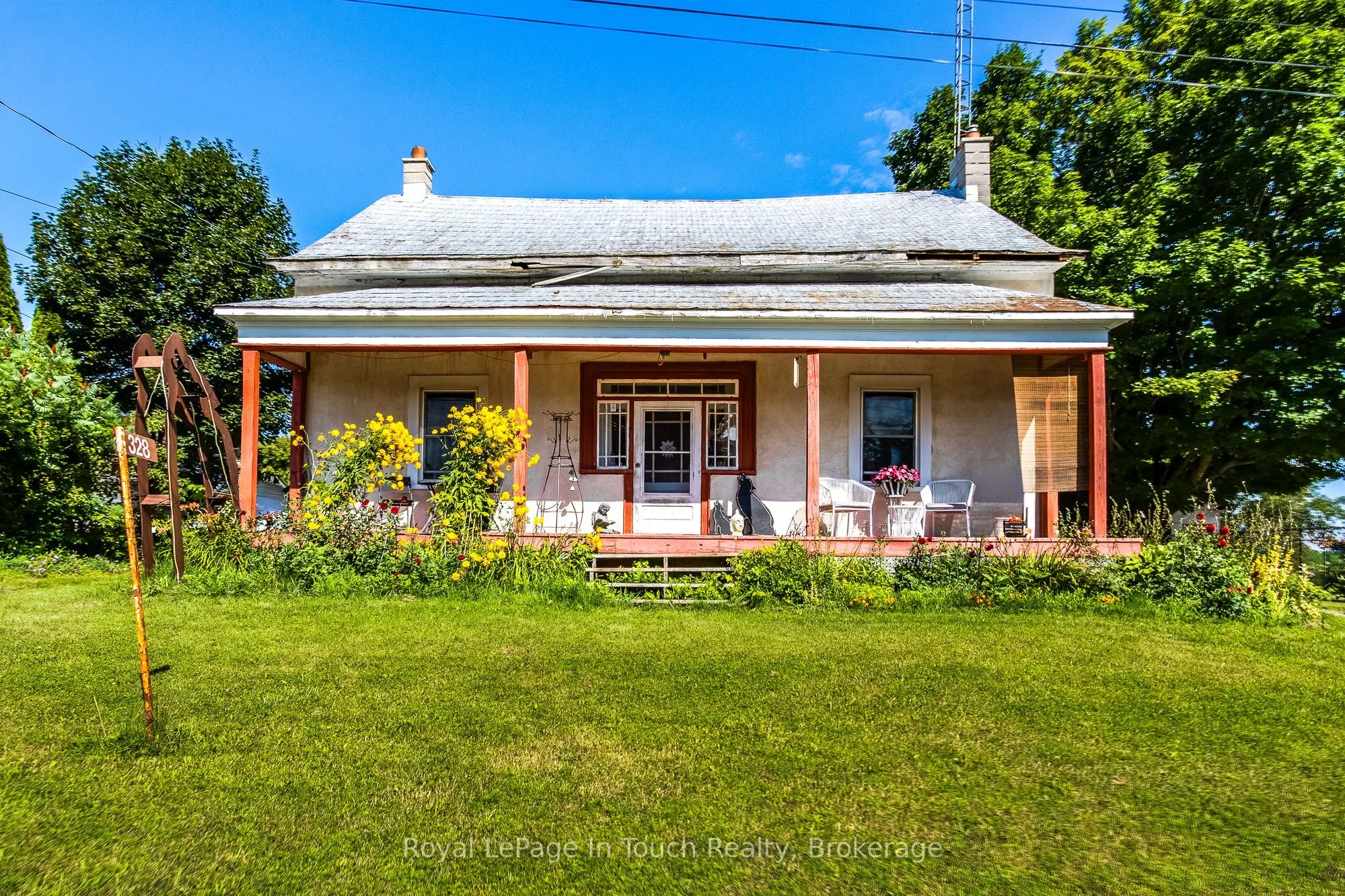 328 Lafontaine Road W