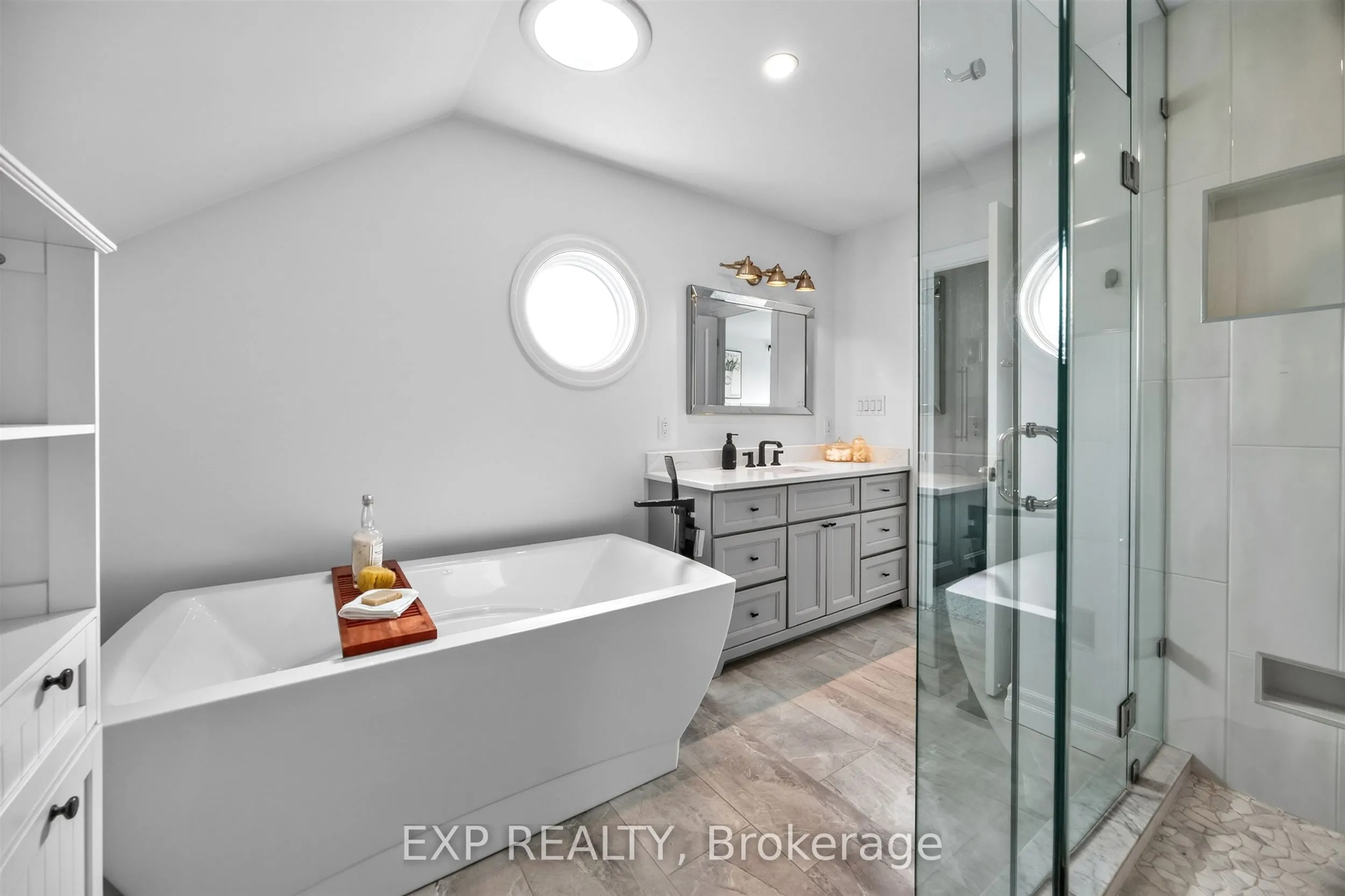 187 Shanty Bay Road