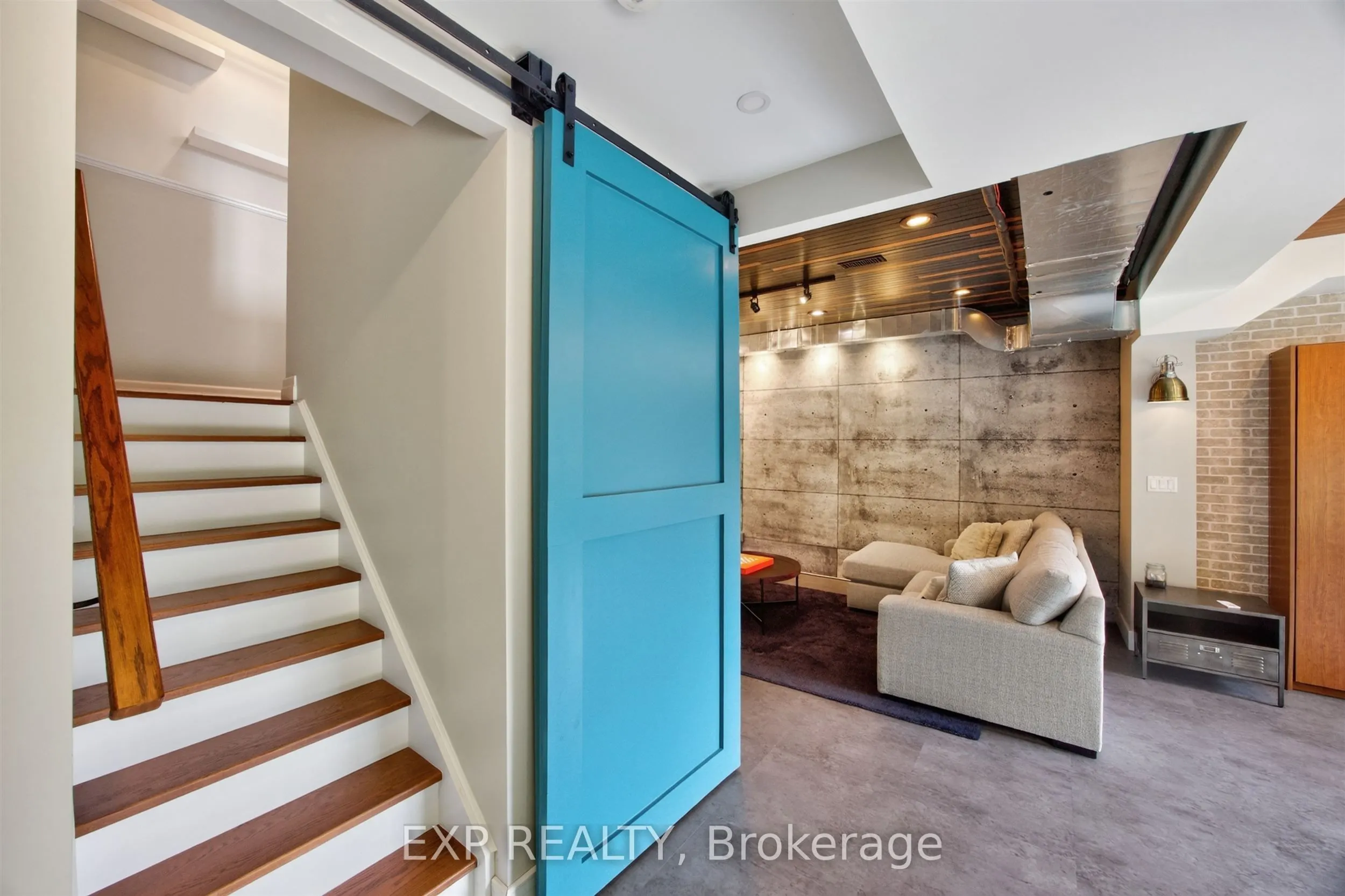 187 Shanty Bay Road