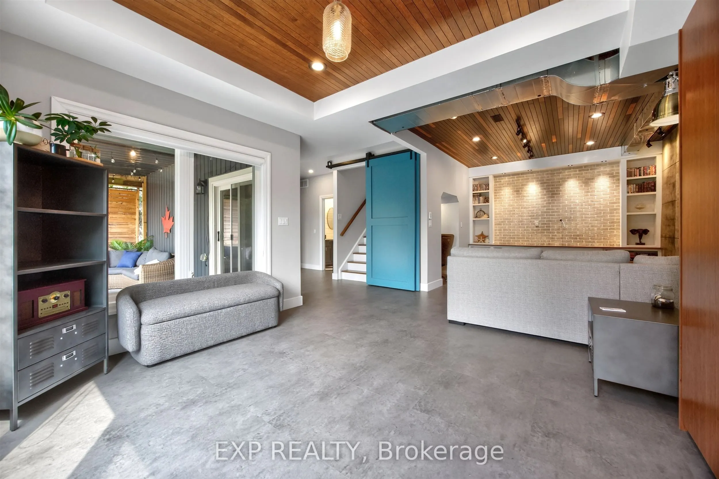187 Shanty Bay Road