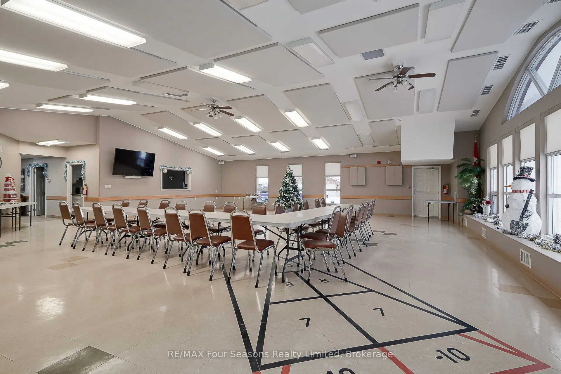 275 Huron Street #49