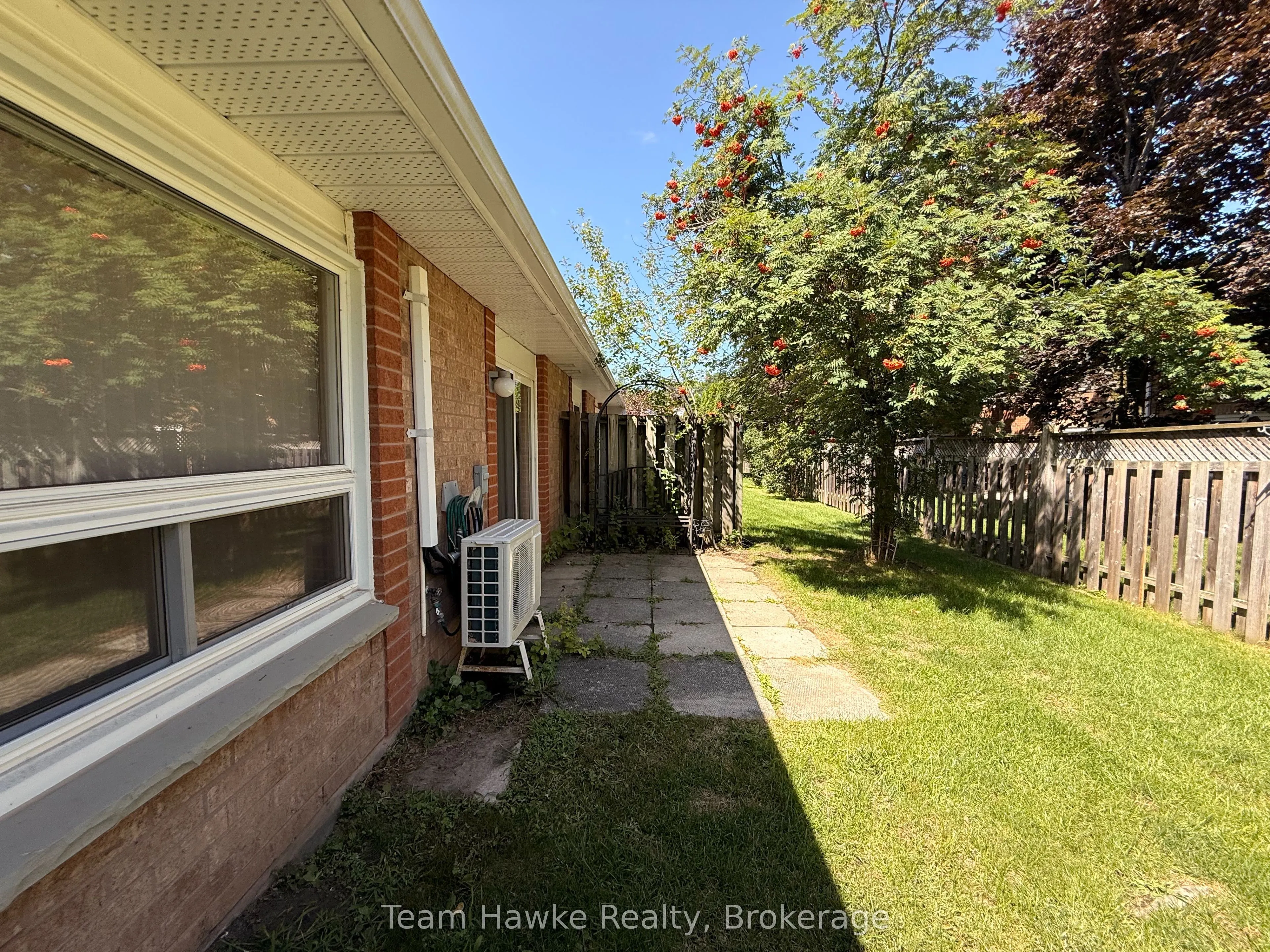 696 King Street #72