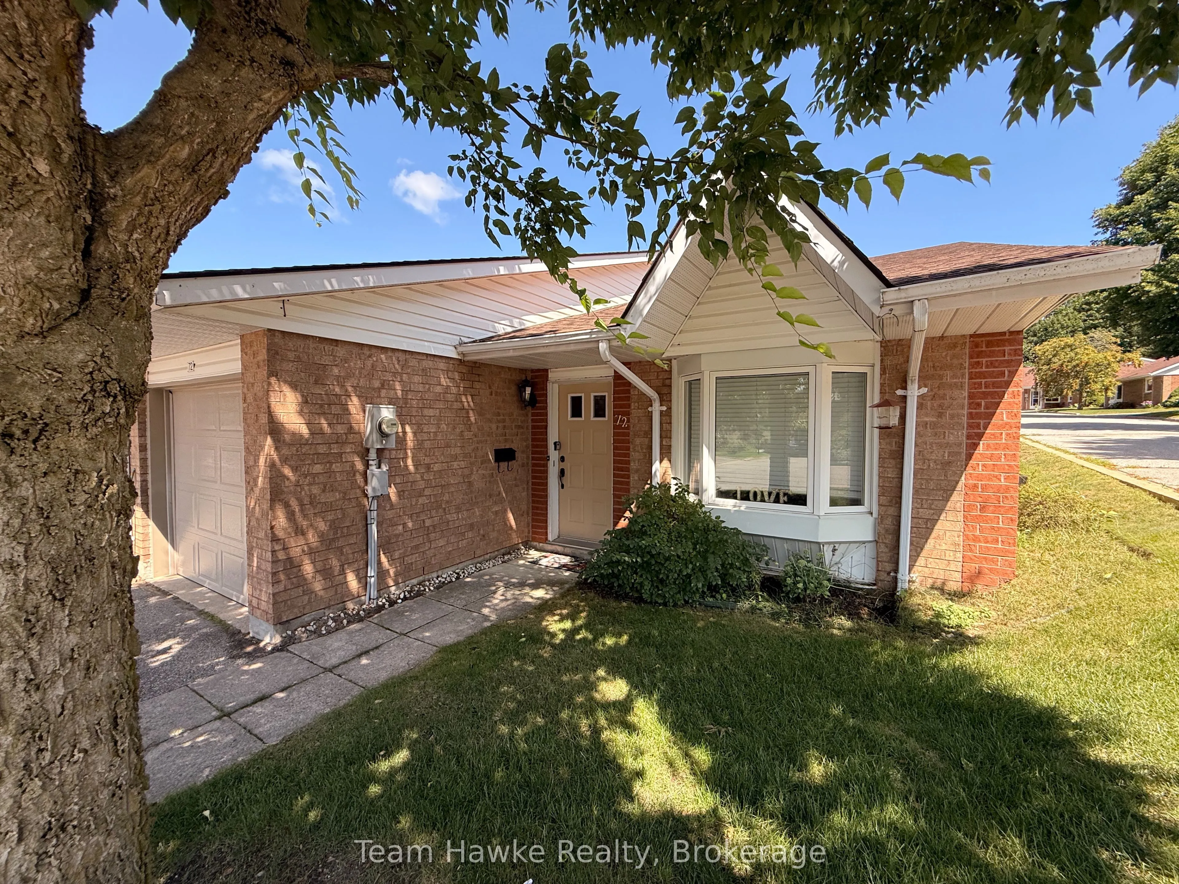 696 King Street #72