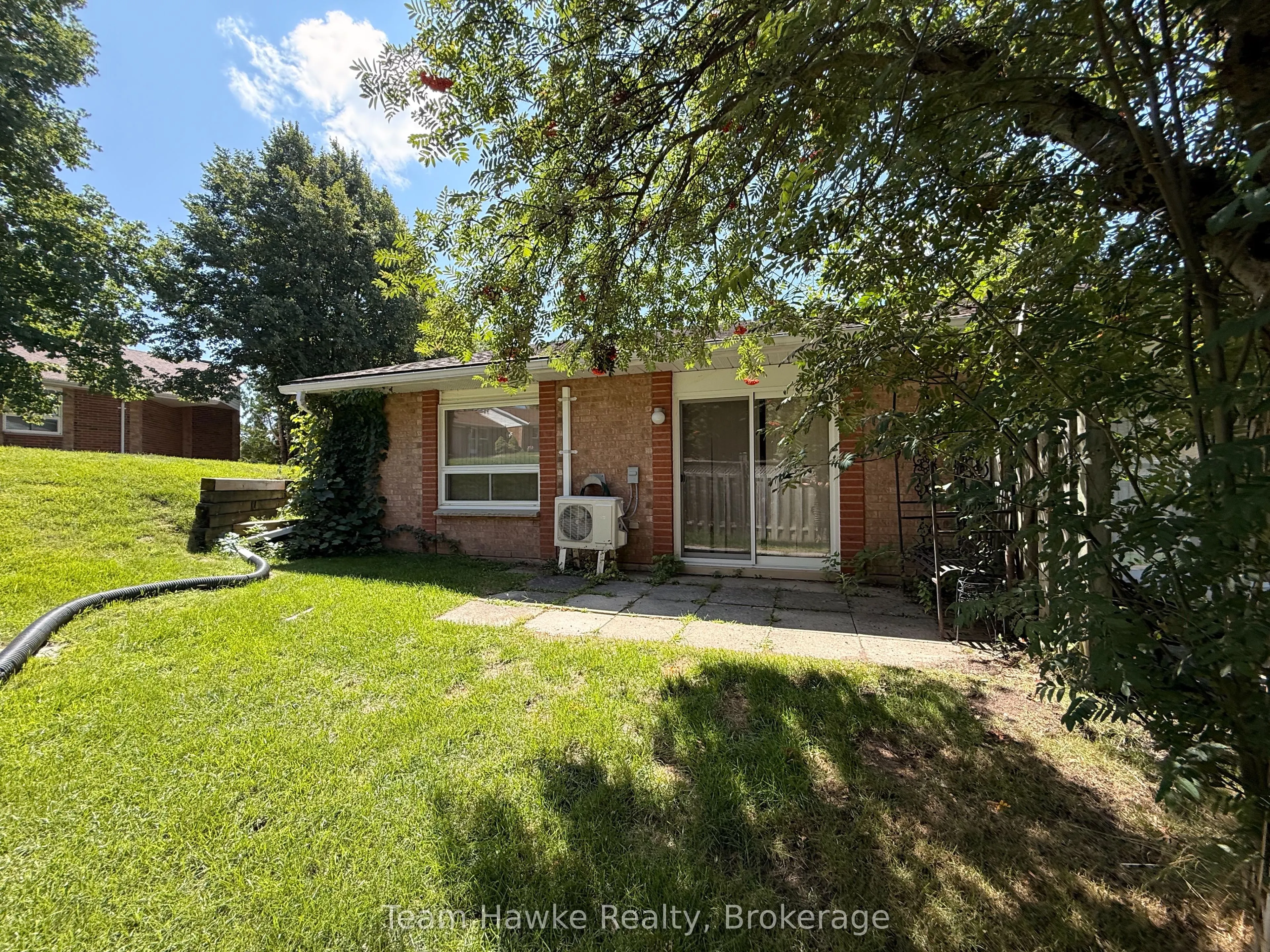 696 King Street #72