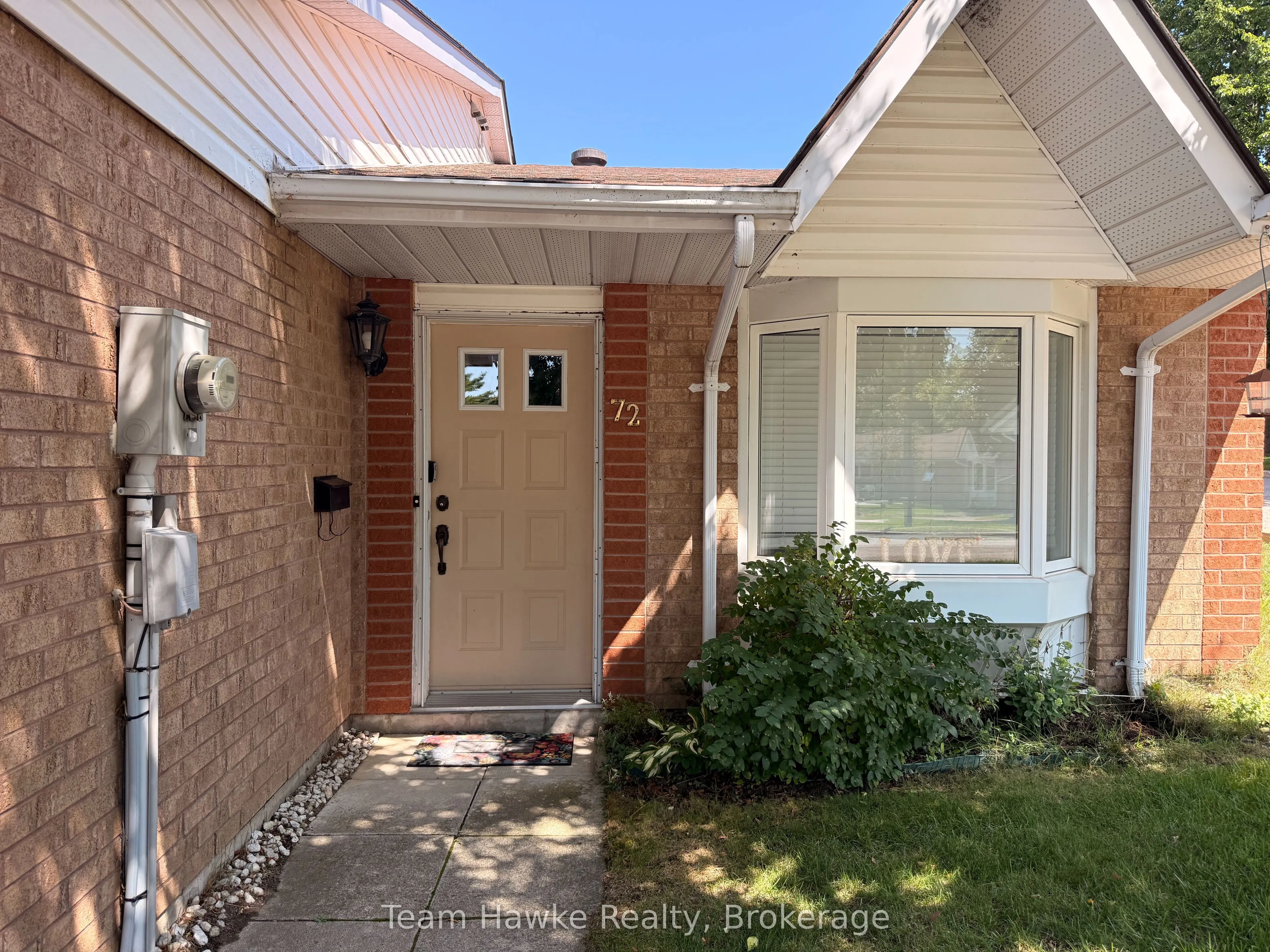 696 King Street #72