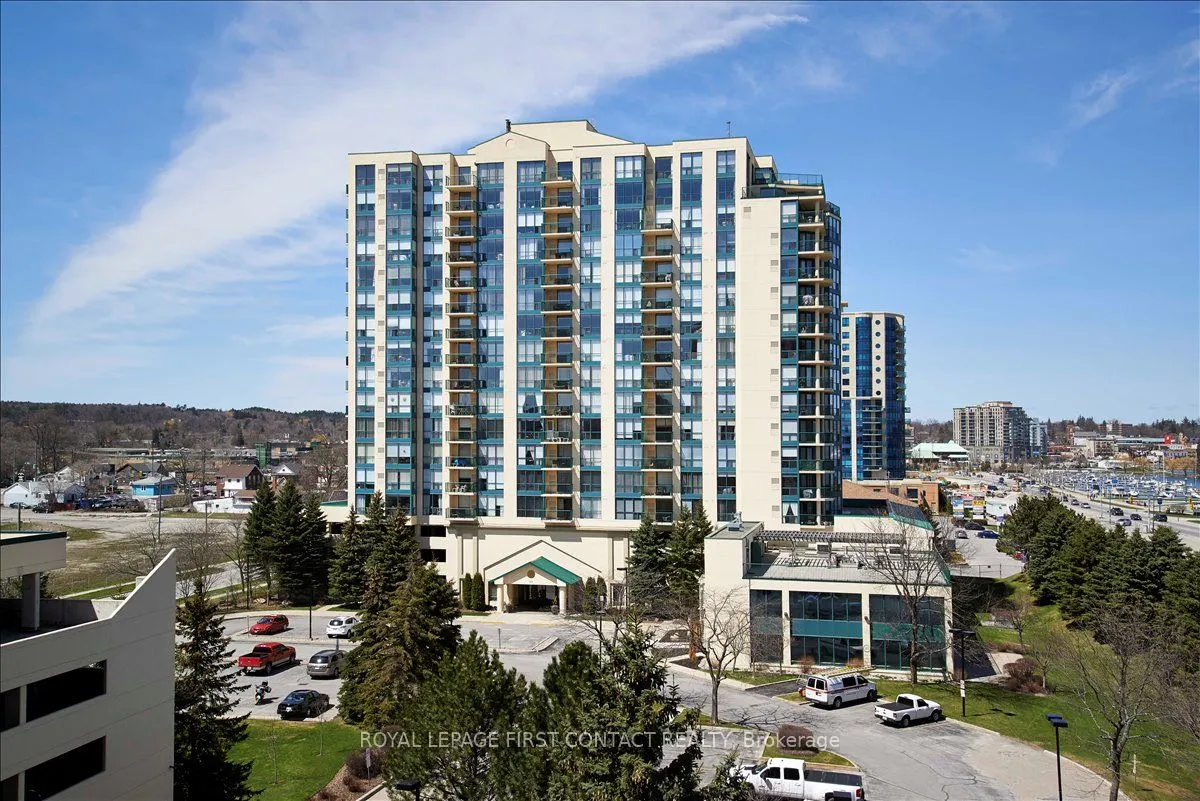65 Ellen Street #709