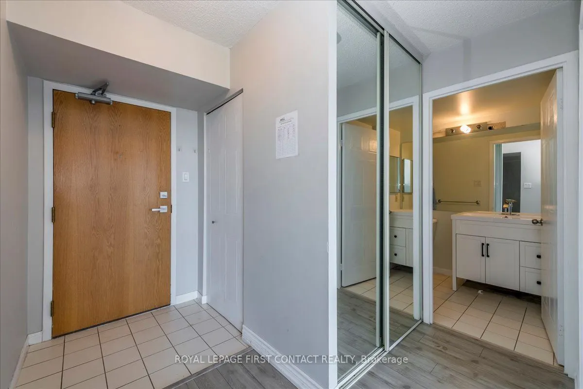 65 Ellen Street #709