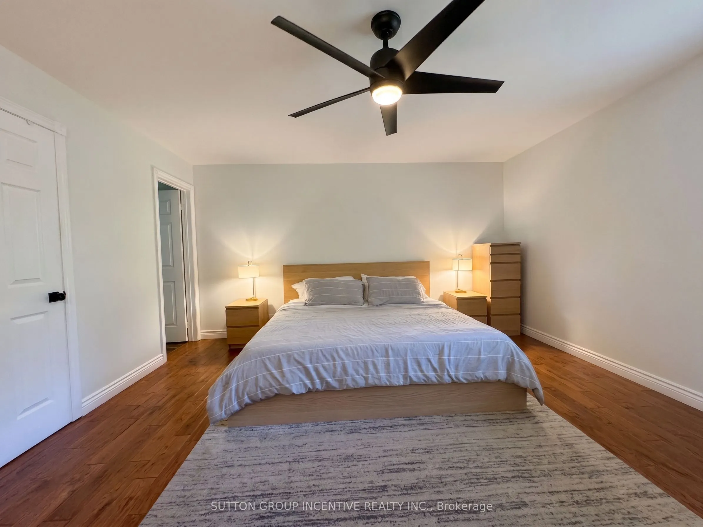 8 Alpine Way