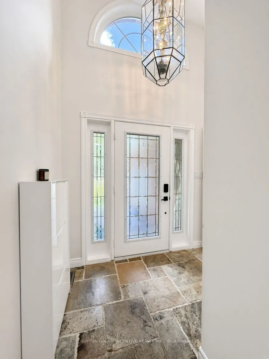 8 Alpine Way