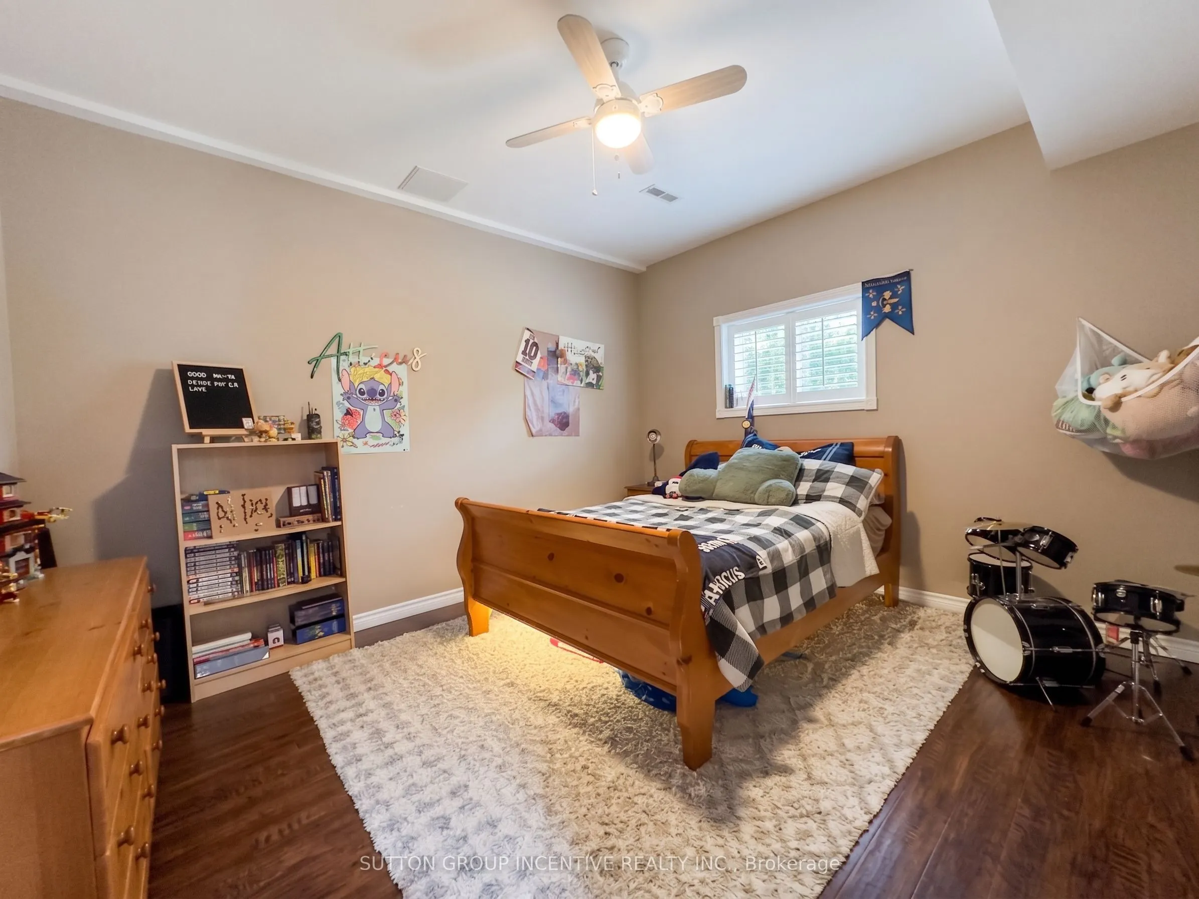 8 Alpine Way
