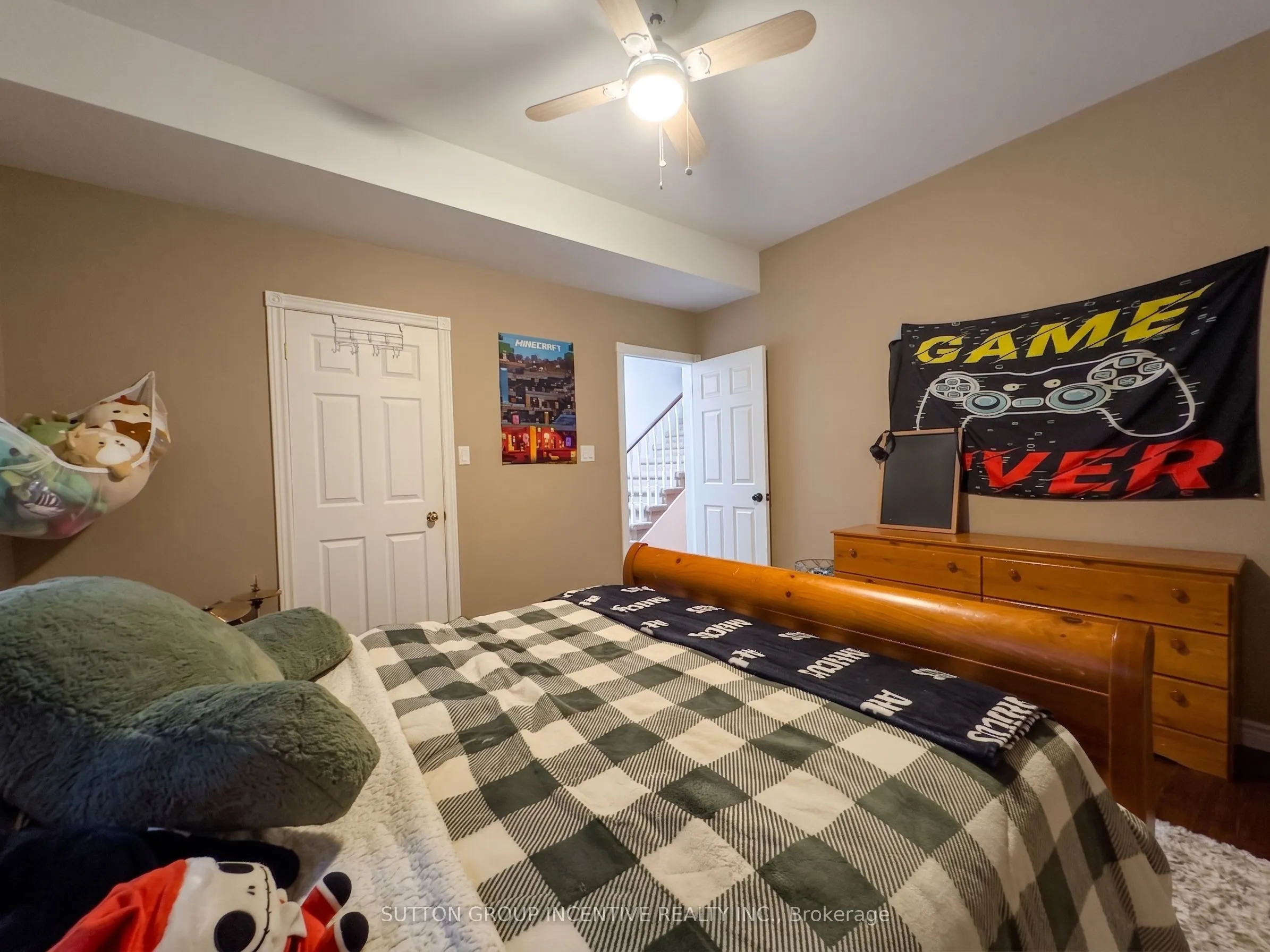8 Alpine Way