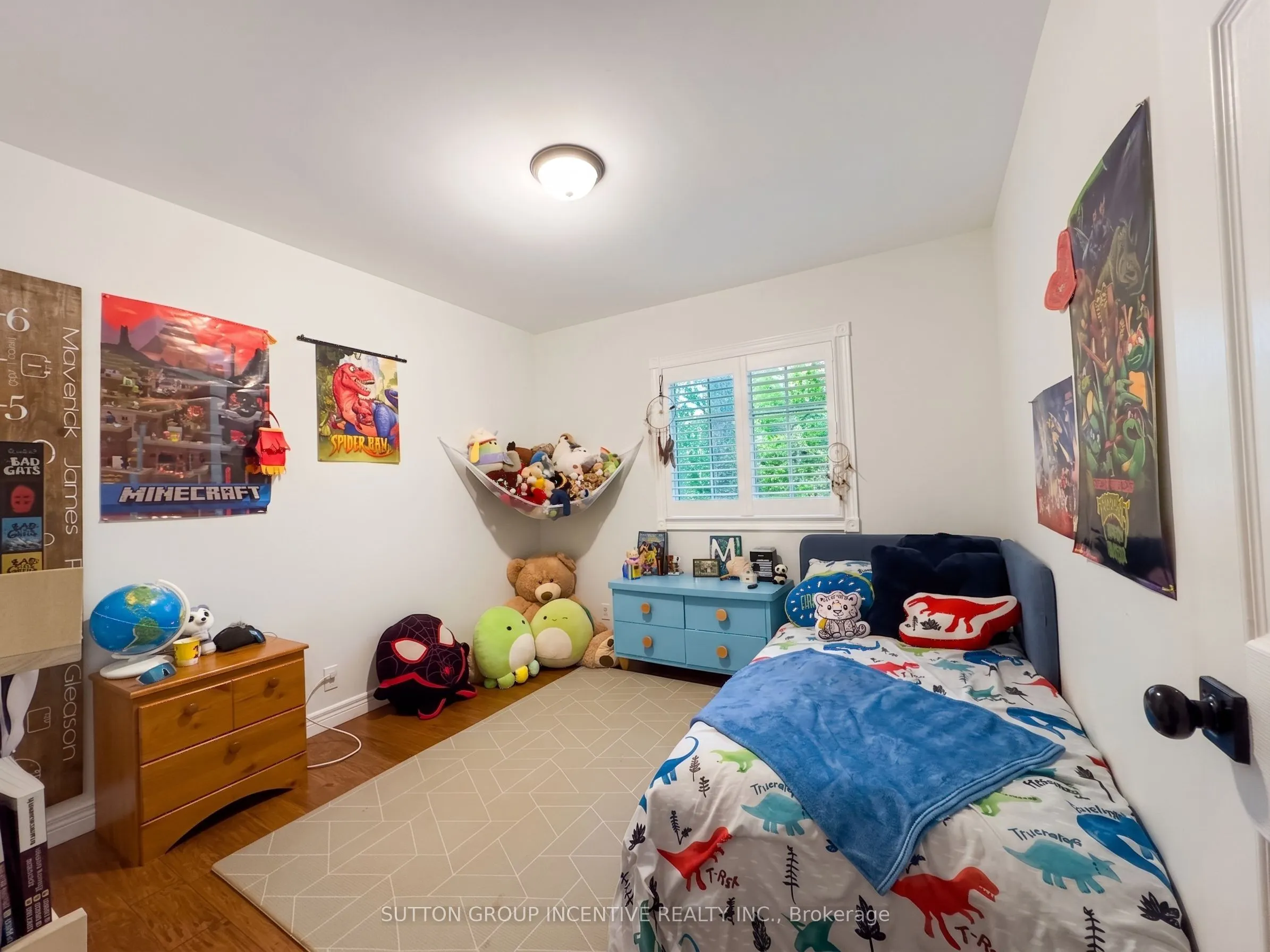 8 Alpine Way