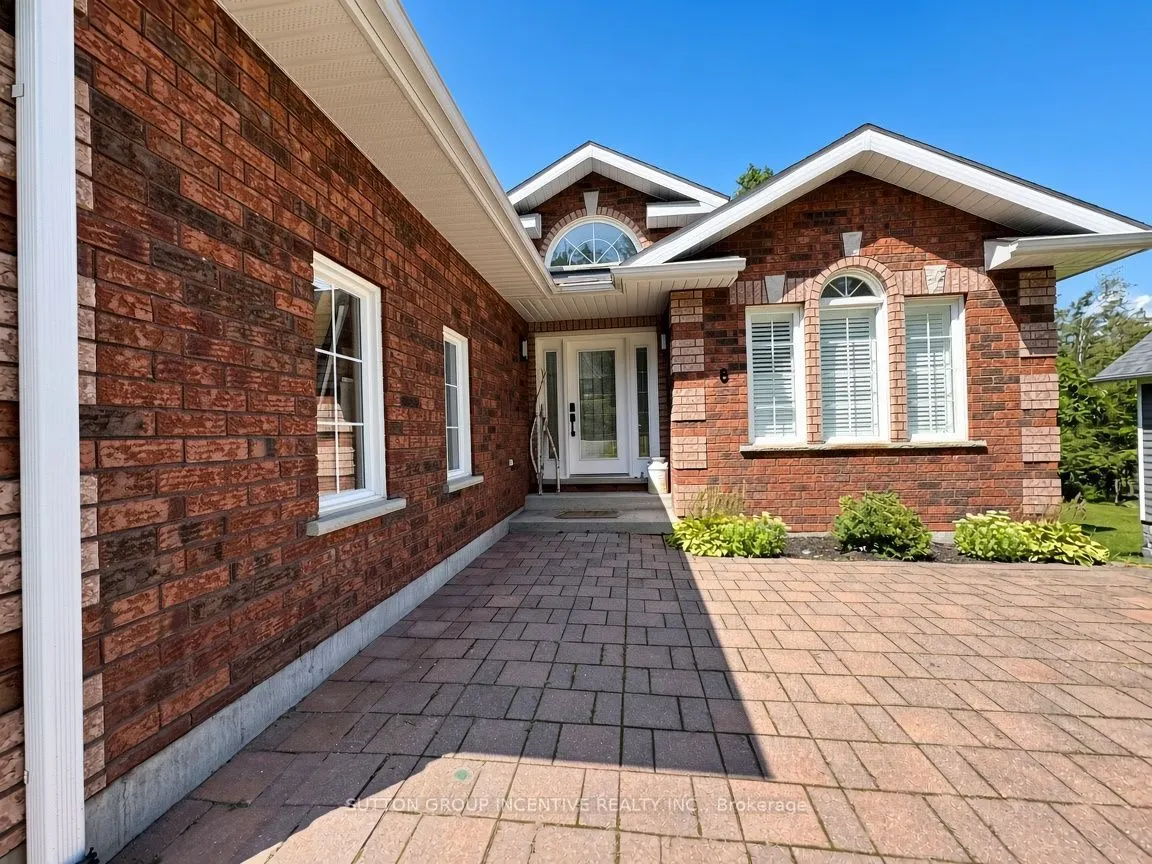 8 Alpine Way