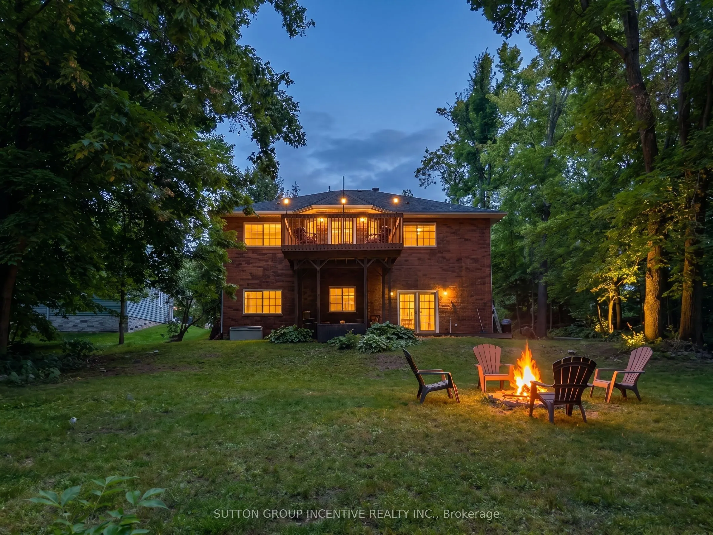 8 Alpine Way