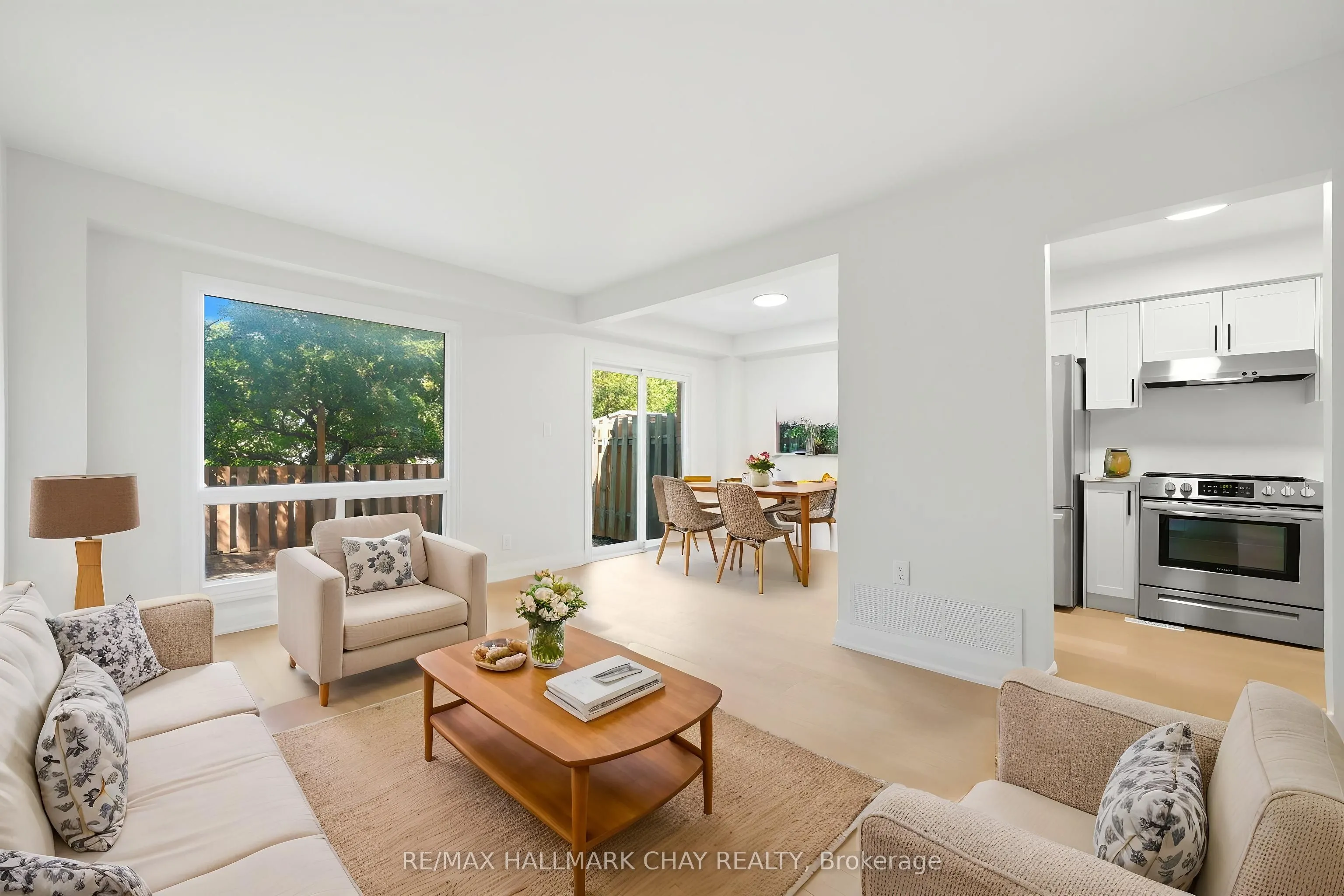 52 Adelaide Street #6