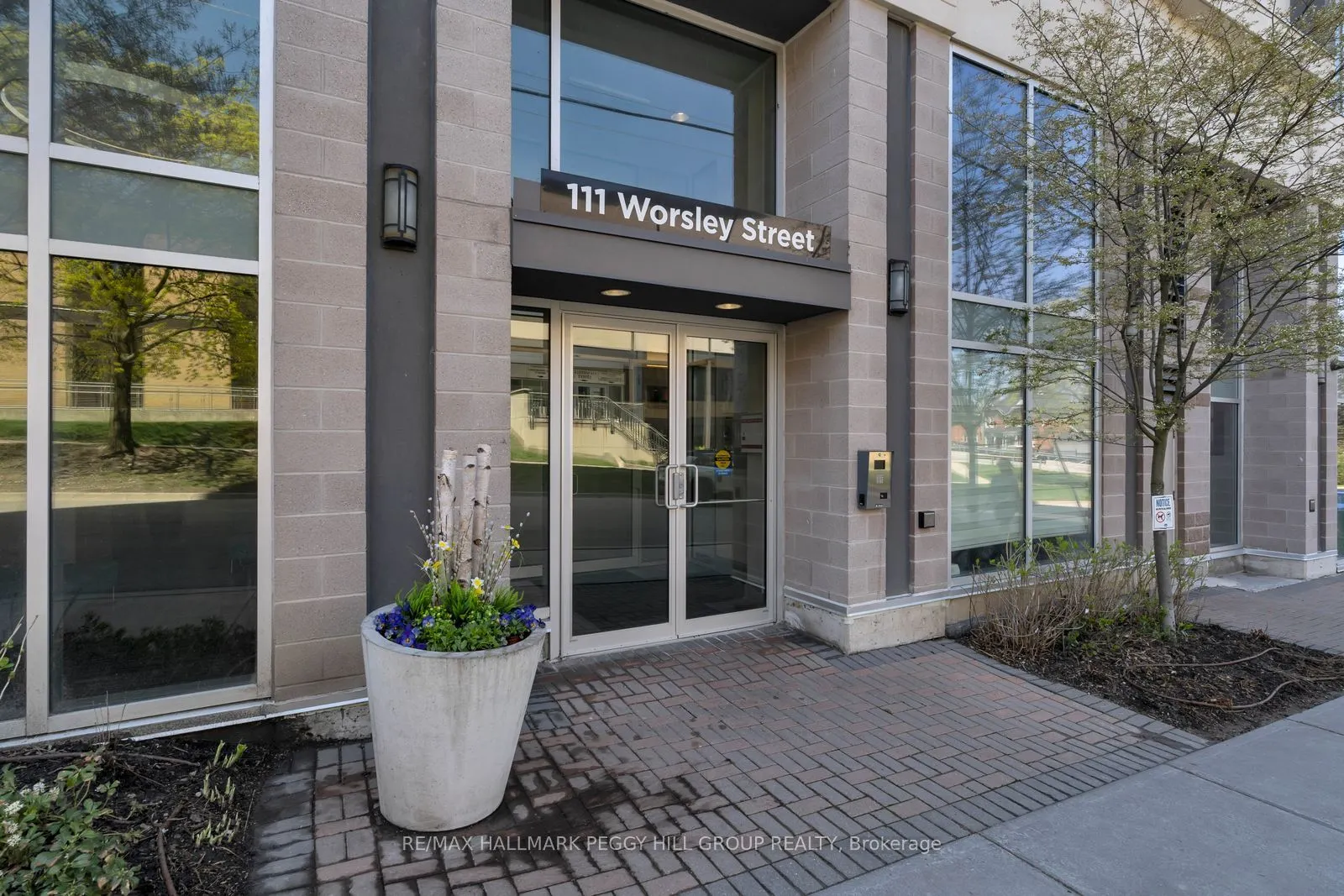 111 Worsley Street #309