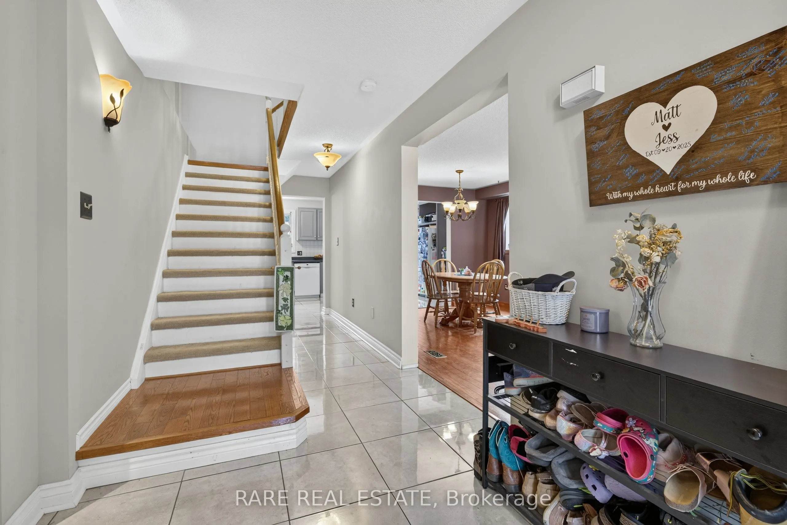 25 Edgewood Crescent