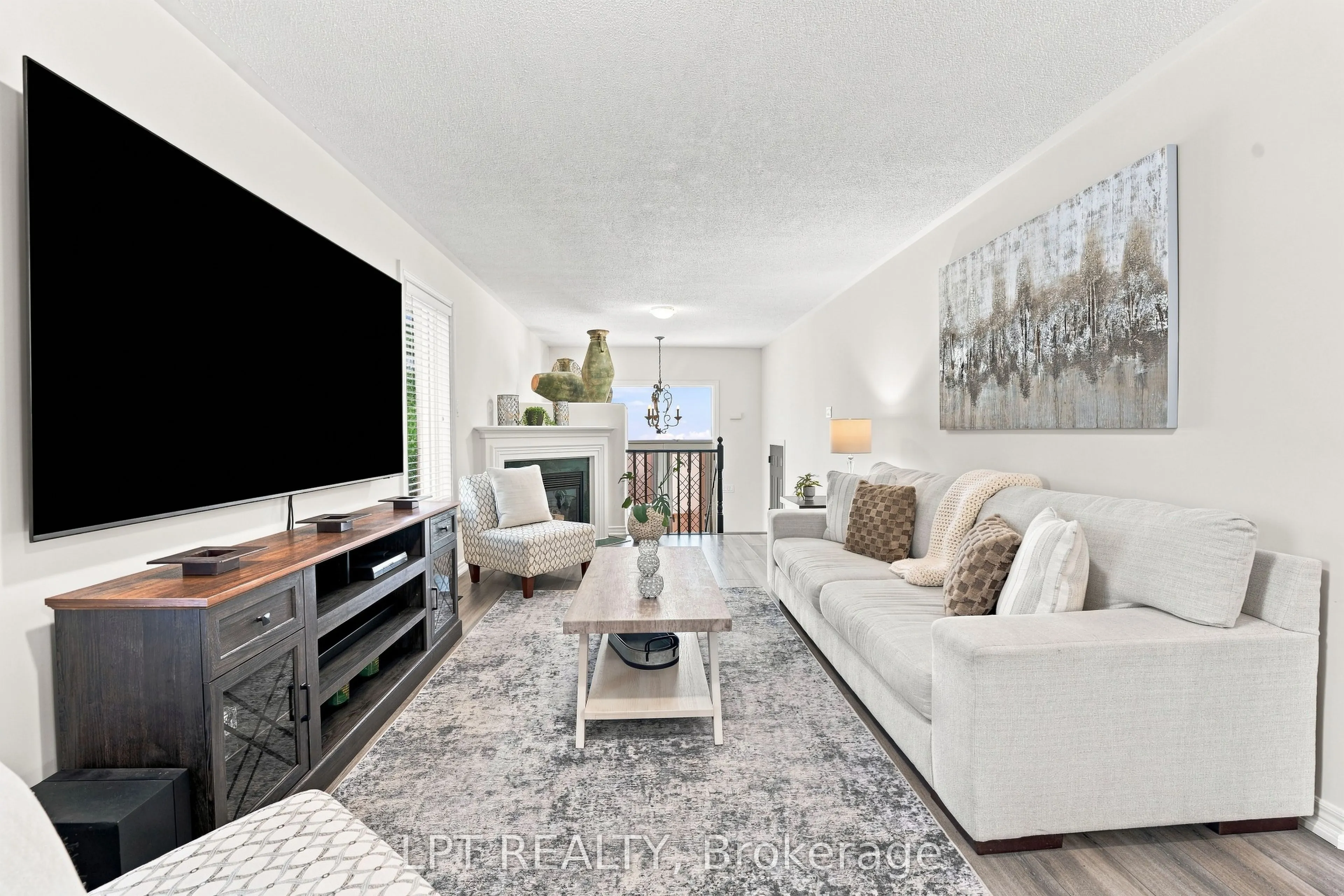 4 Lister Drive