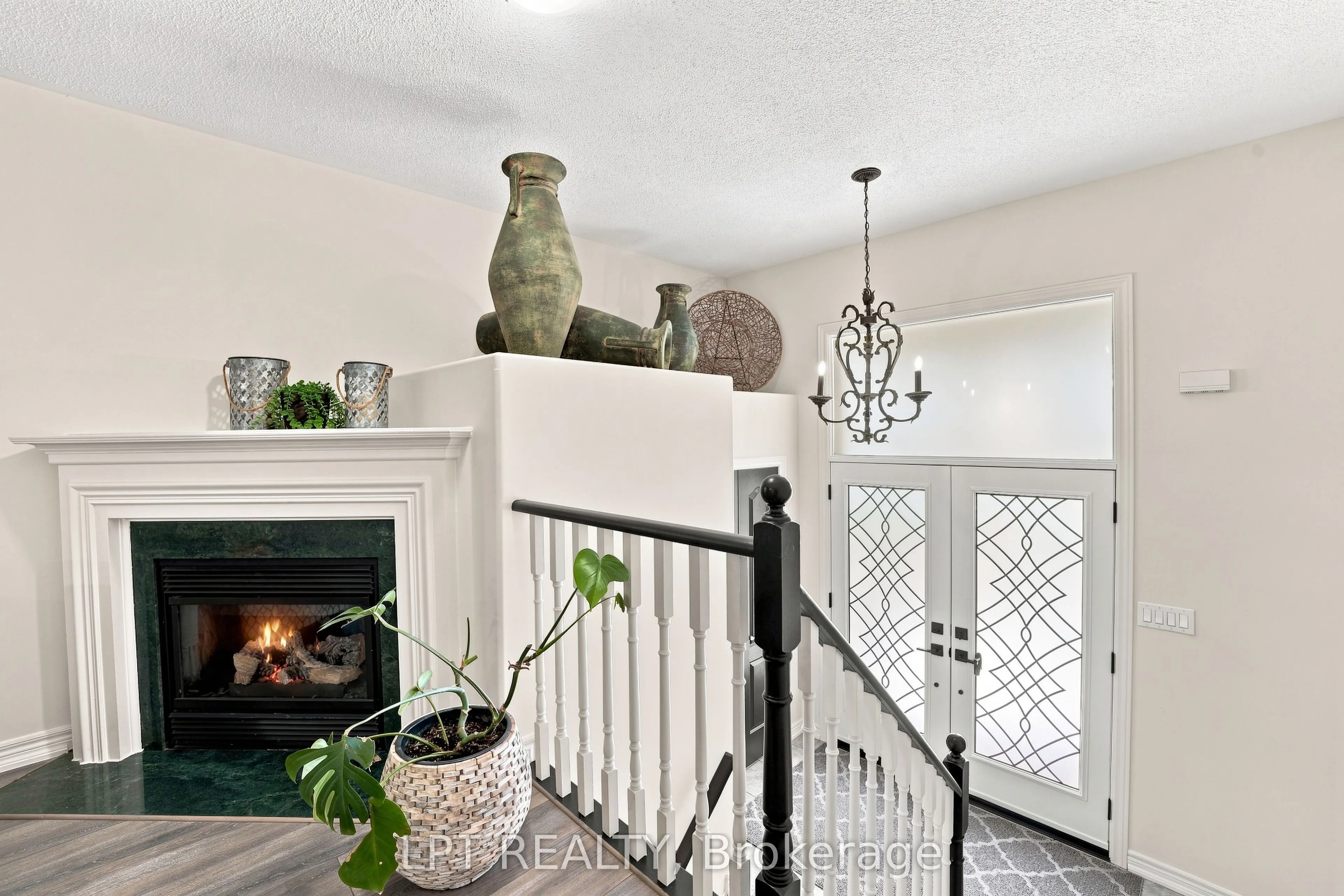 4 Lister Drive