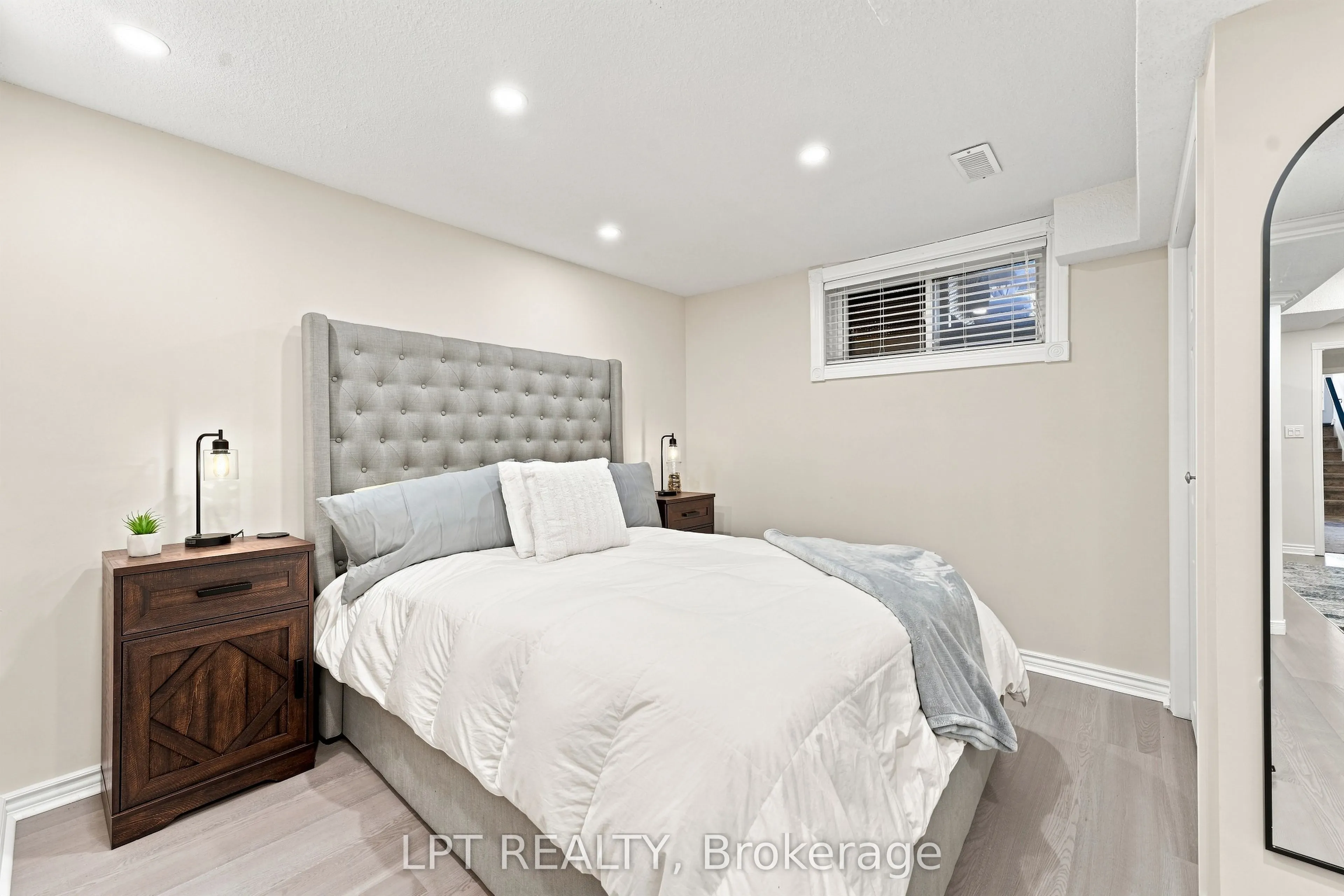 4 Lister Drive
