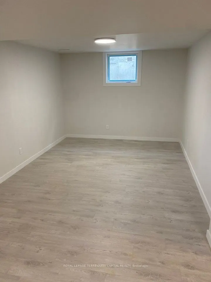 48 Nicole Marie Avenue #Lower