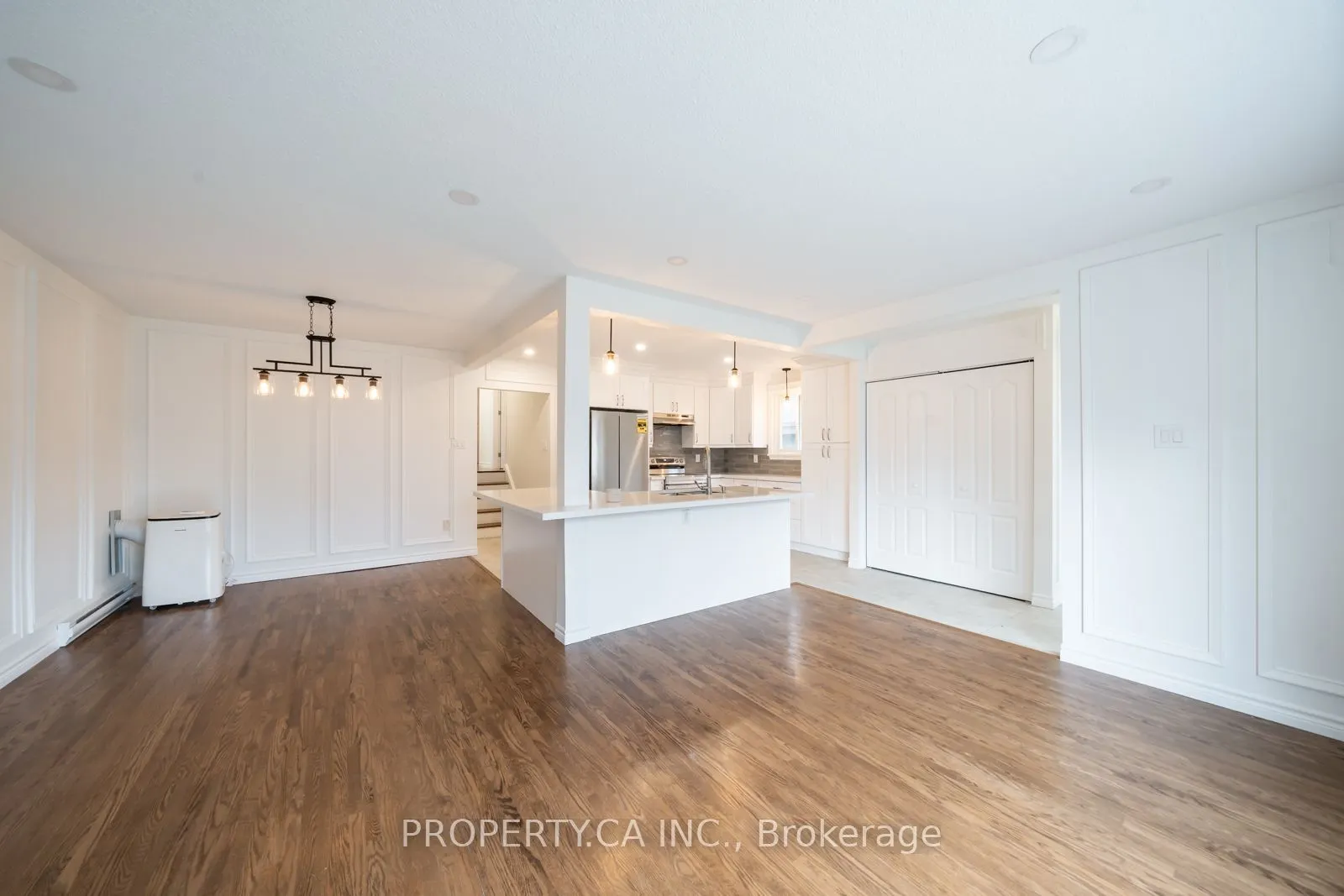 24 Thorncrest Road