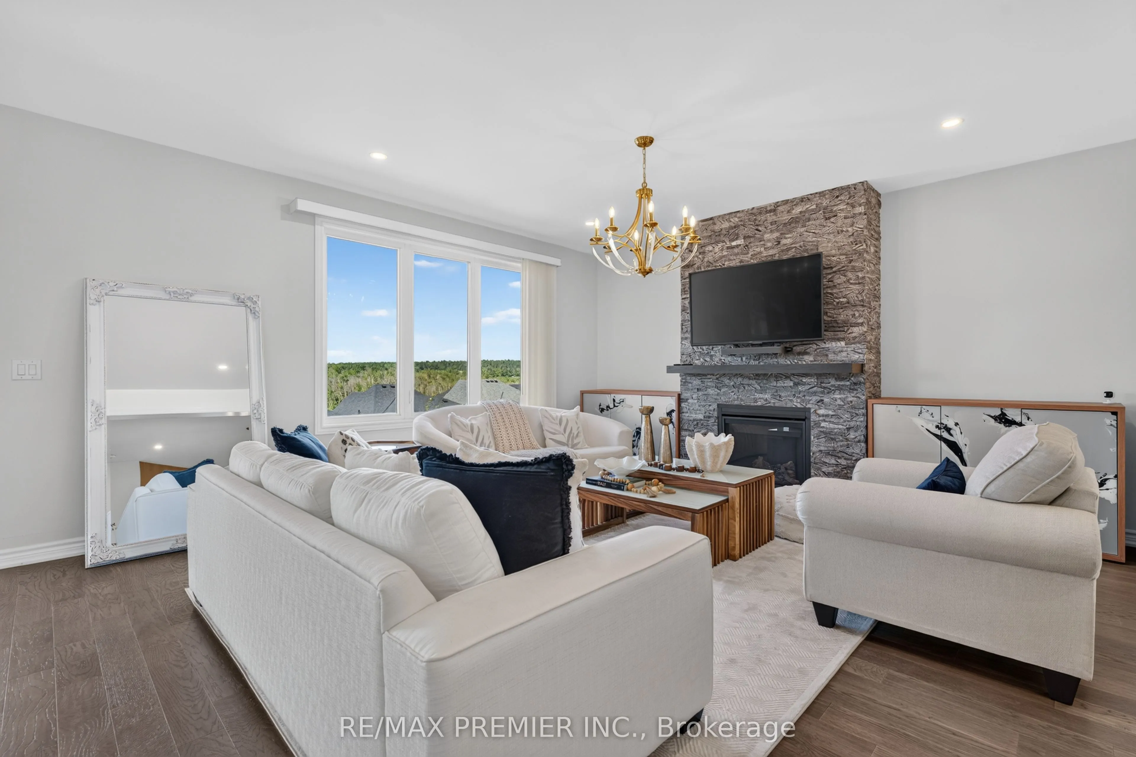 3020 Sierra Drive
