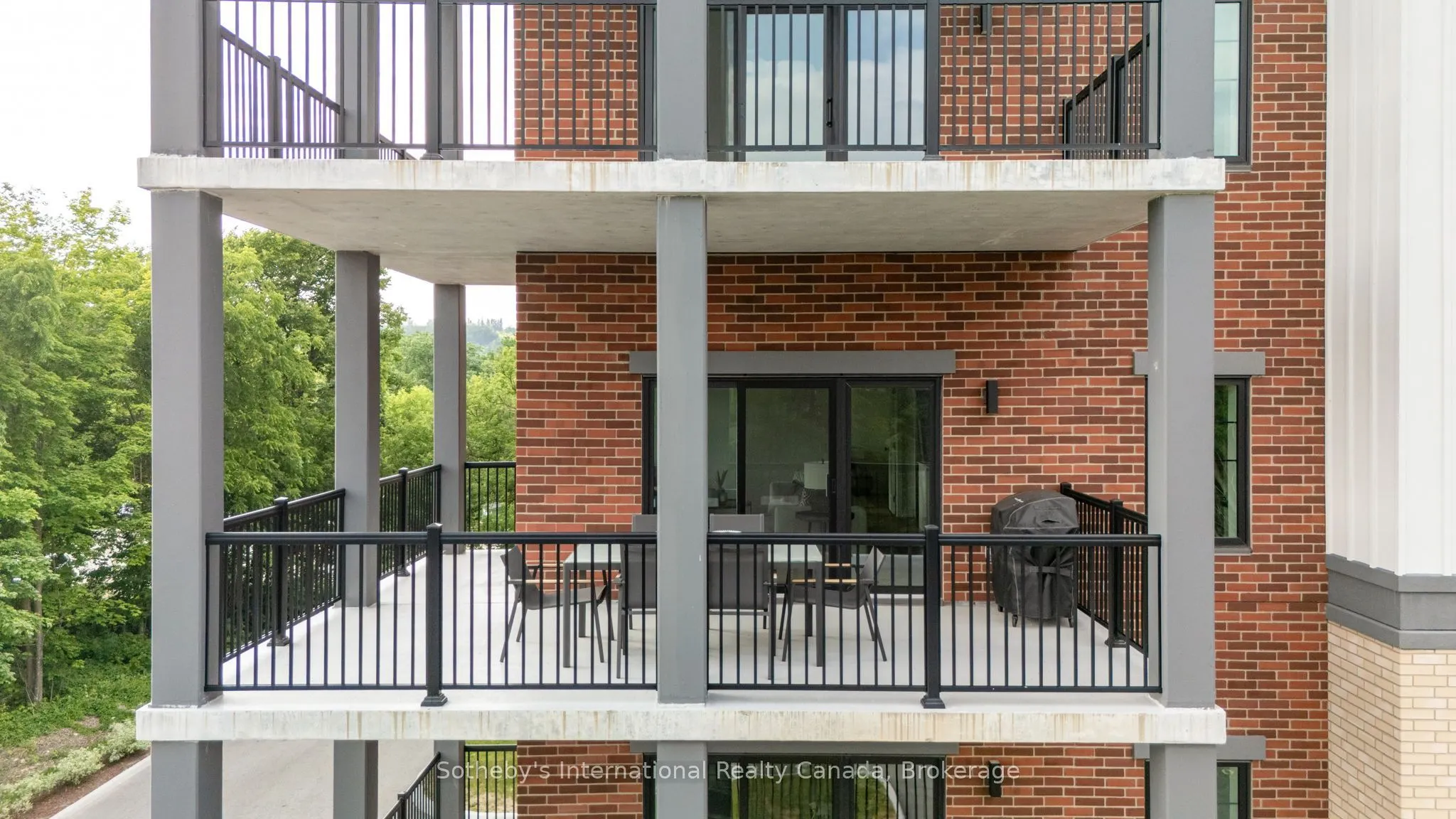 121 Mary St Street #311