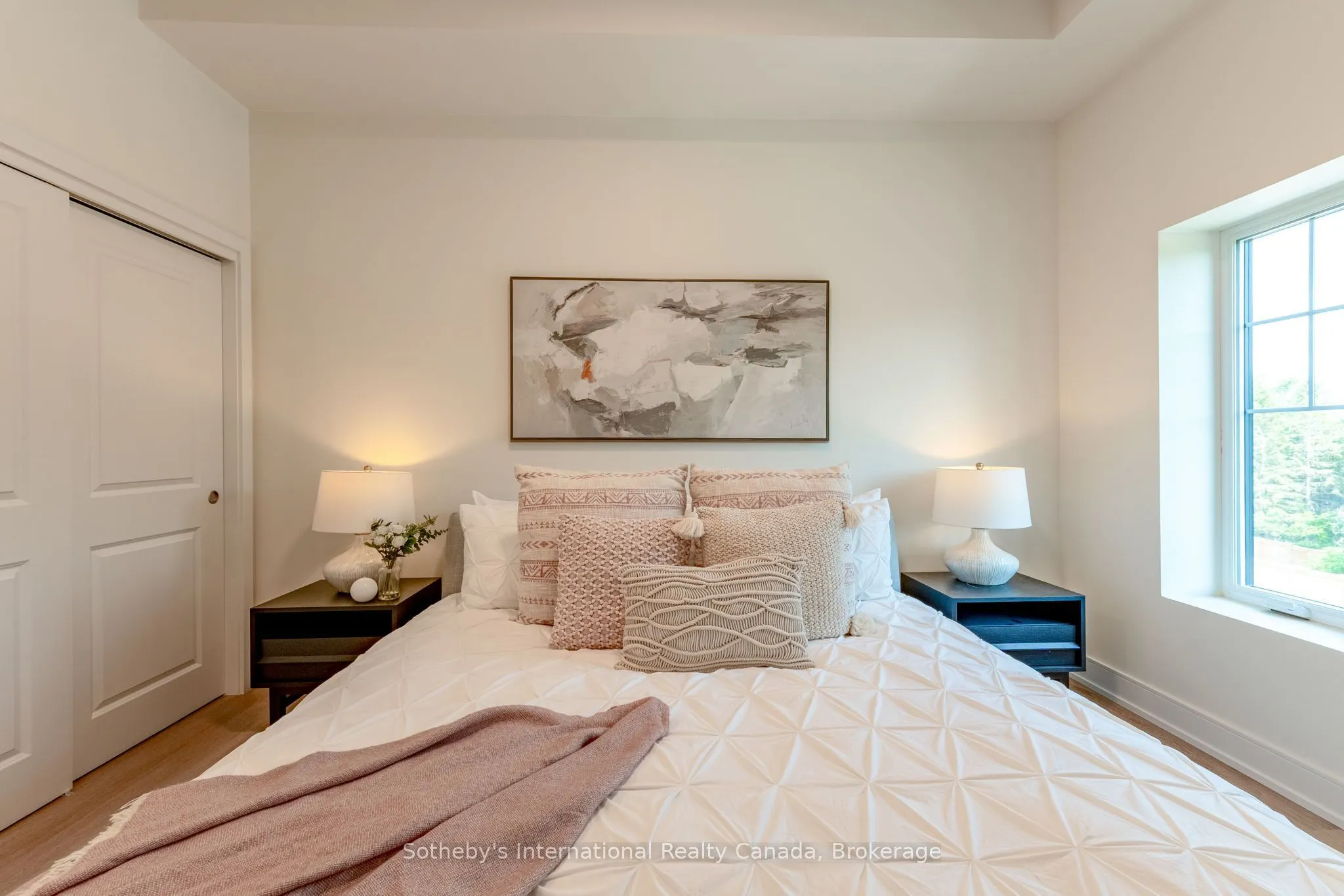 121 Mary St Street #311