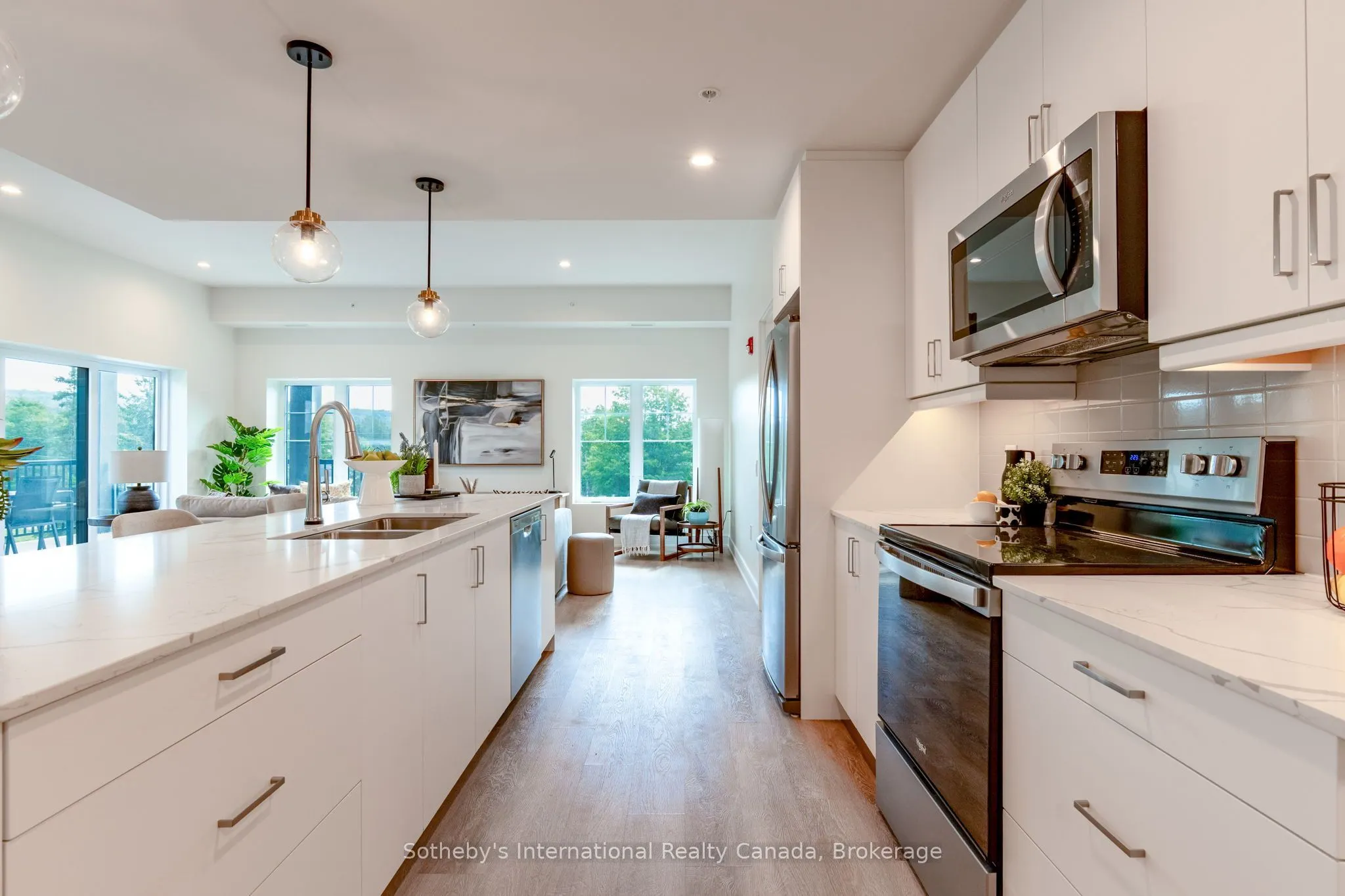 121 Mary St Street #311