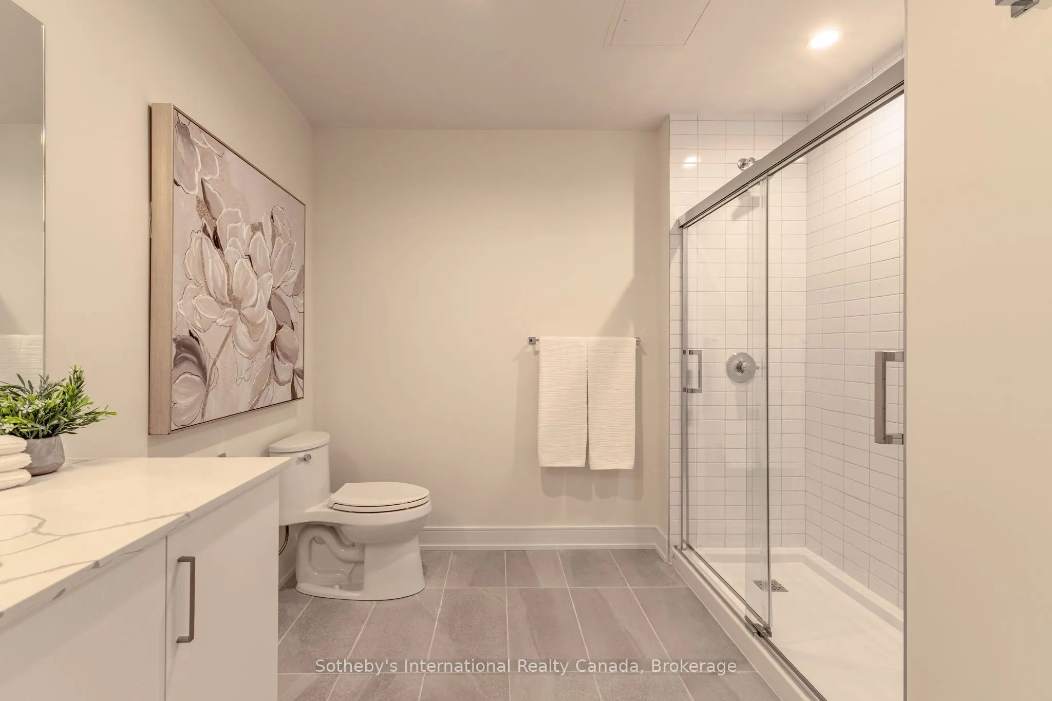 121 Mary St Street #311