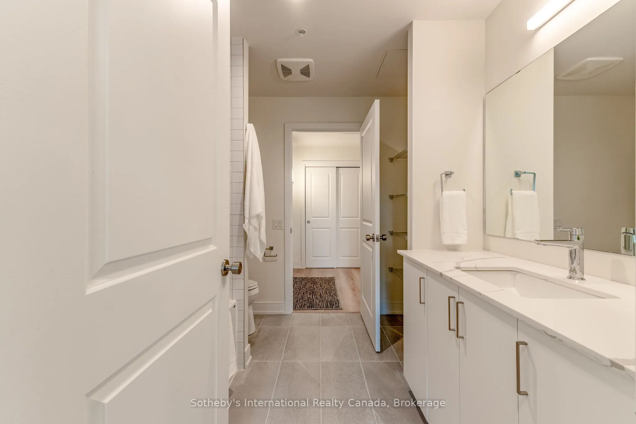 121 Mary St Street #311