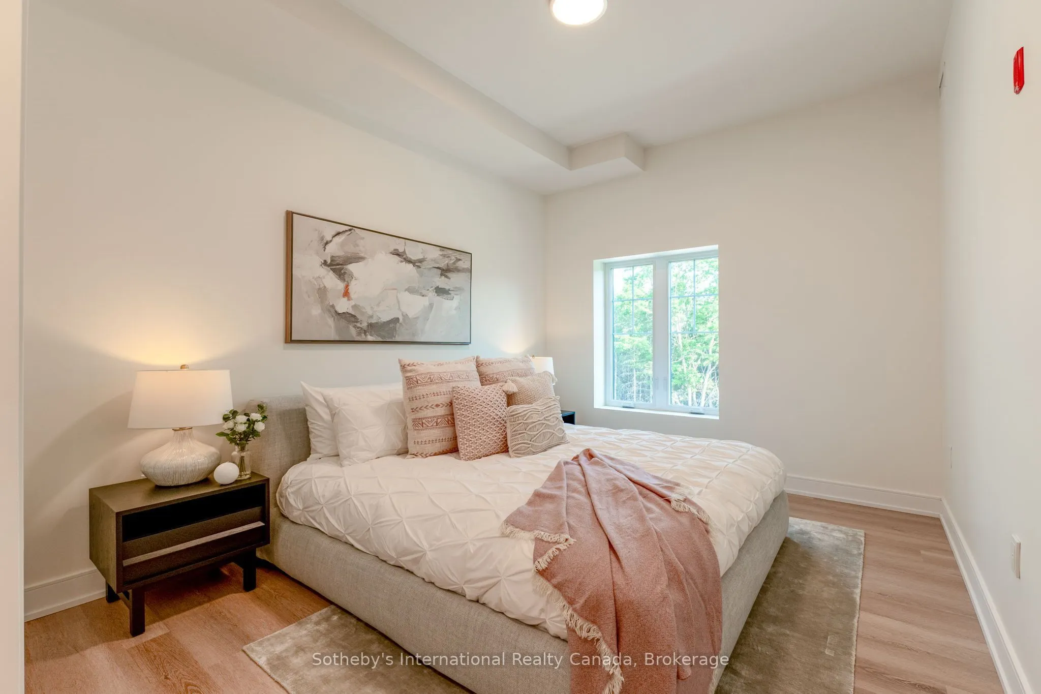 121 Mary St Street #311